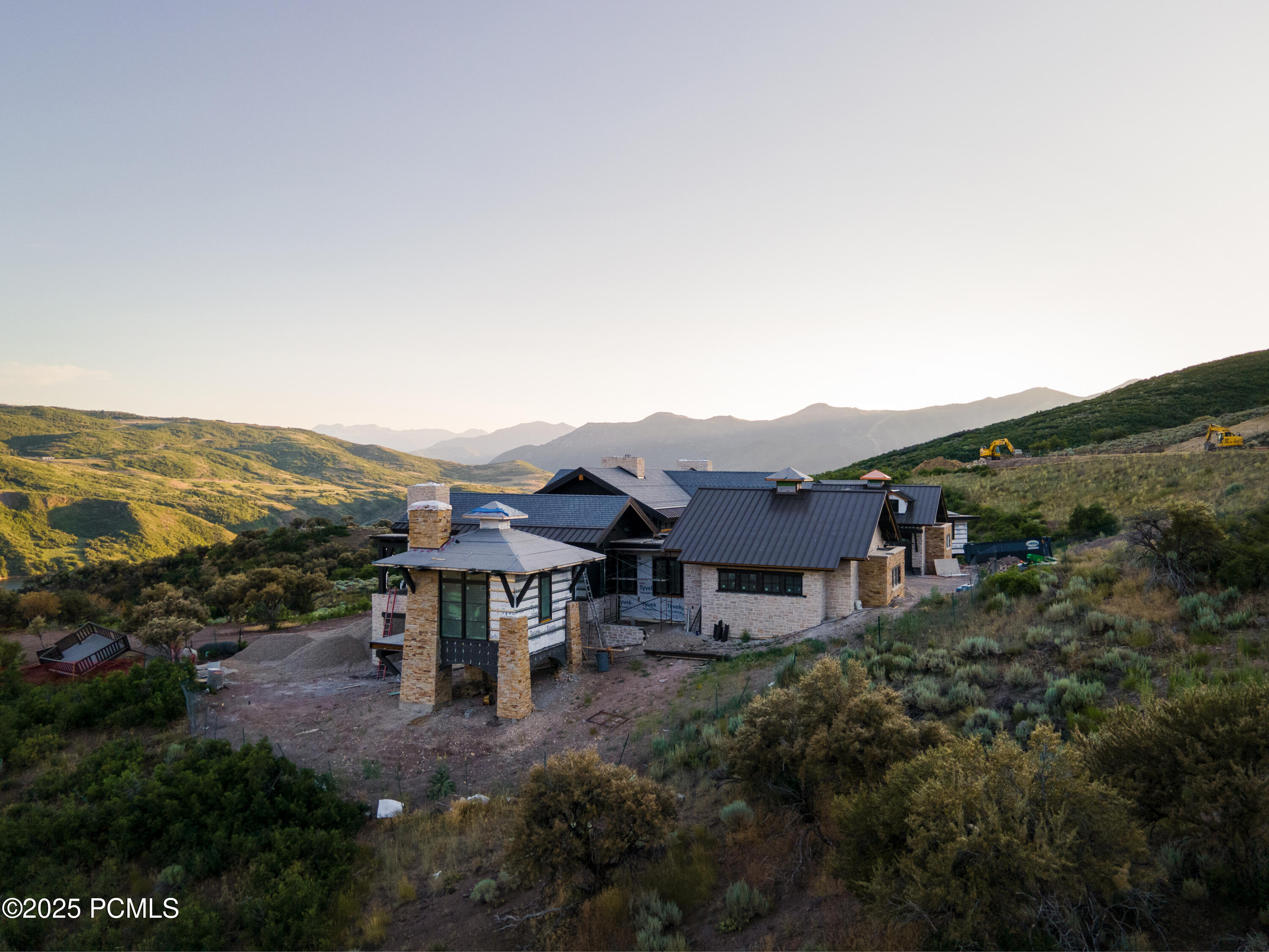 8988 N Sleeping Rock Circle