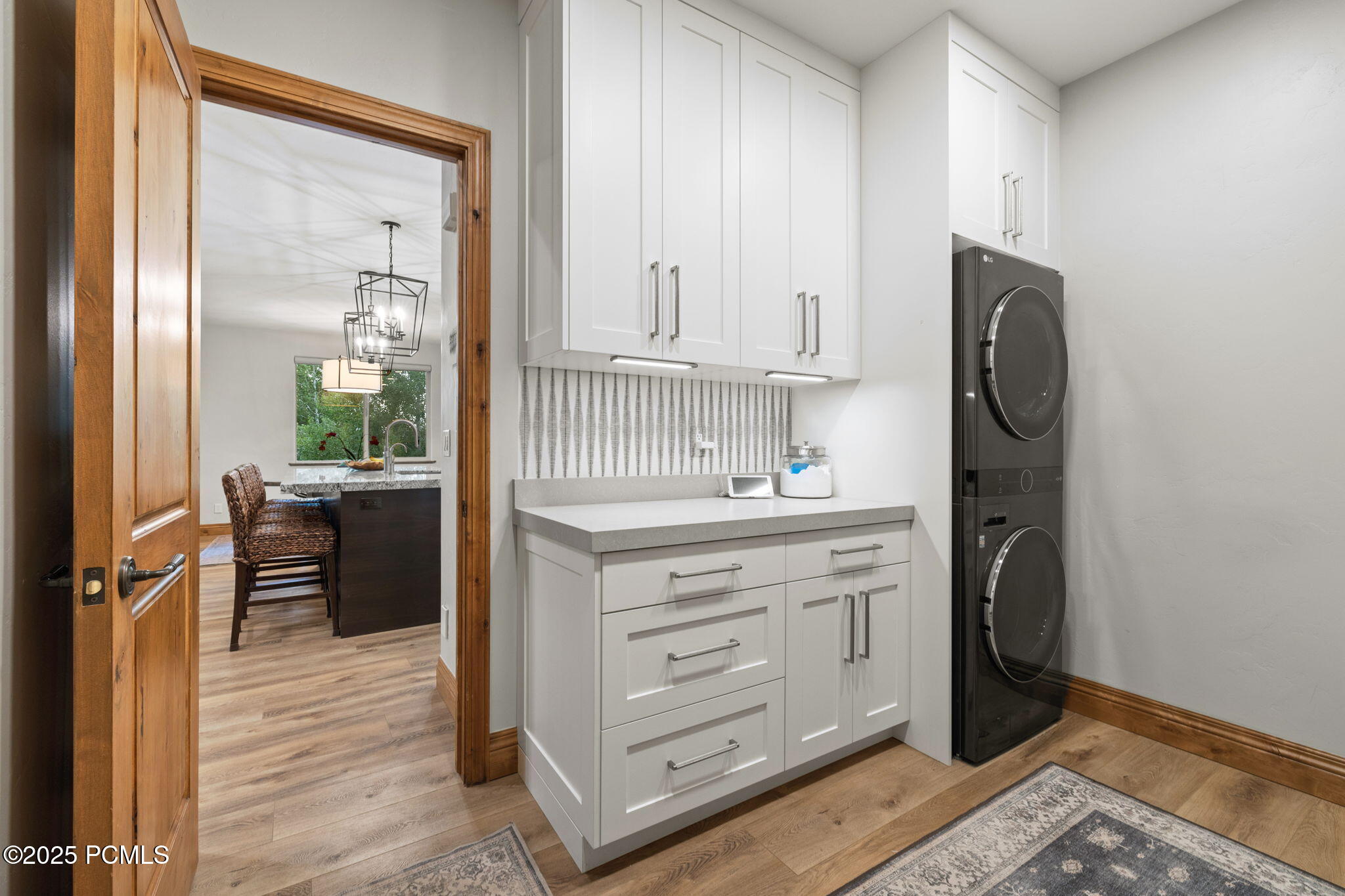 1075 Turnberry Court Court
