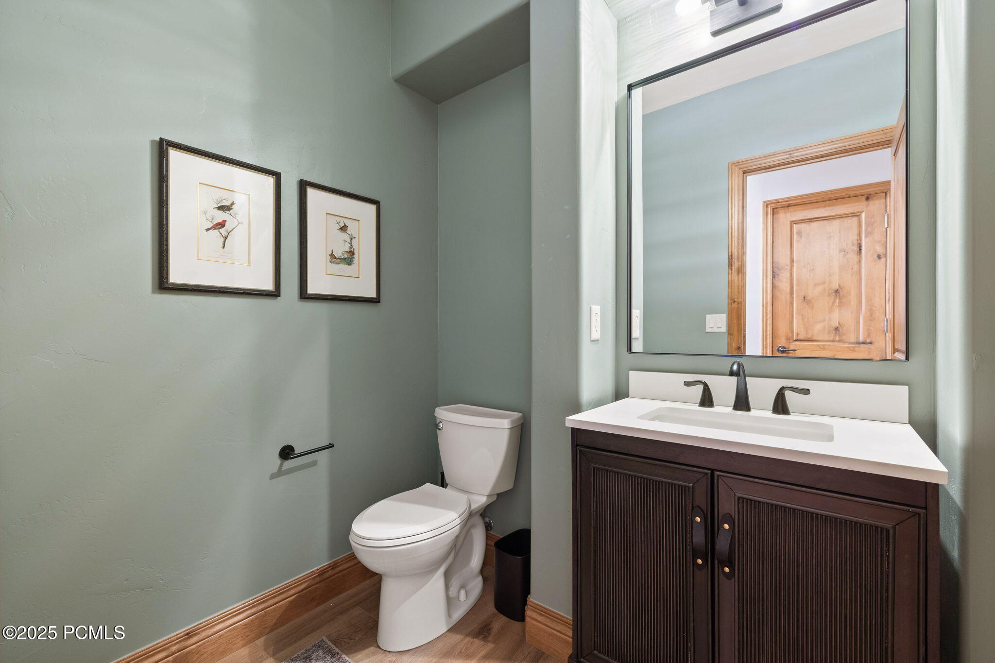 1075 Turnberry Court Court