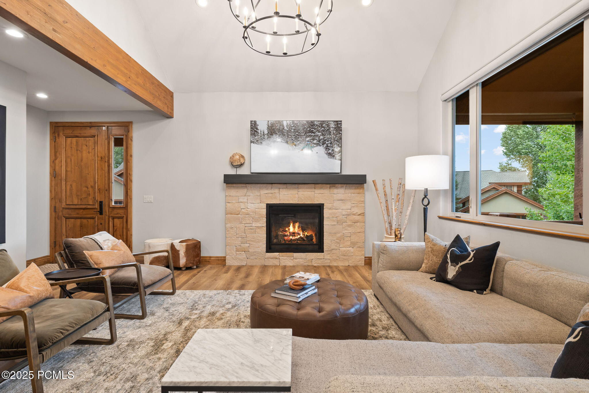1075 Turnberry Court Court
