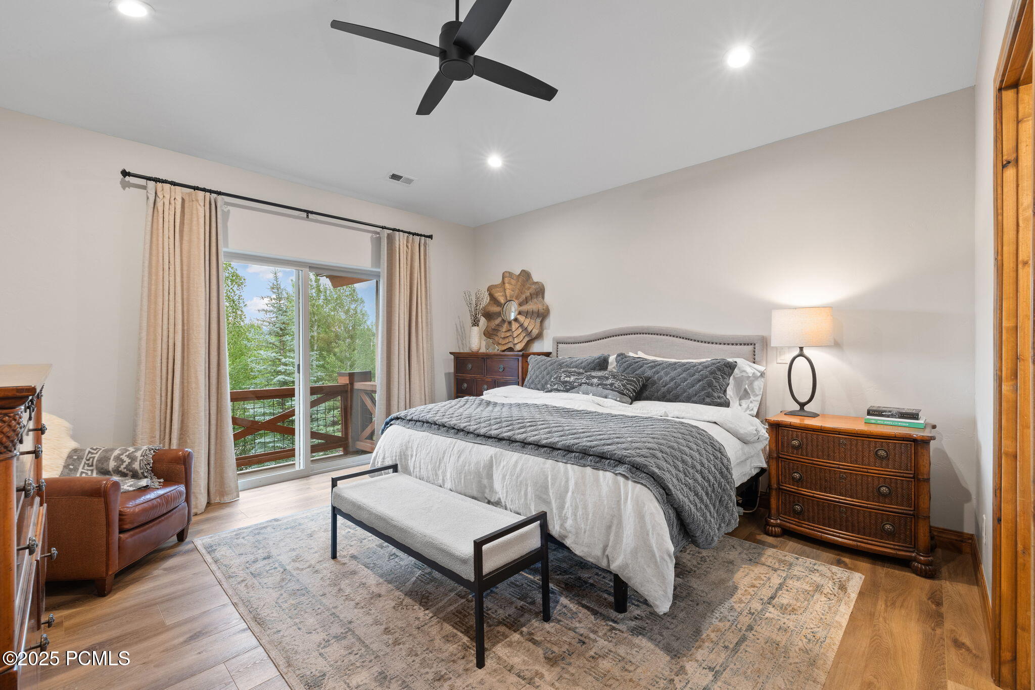 1075 Turnberry Court Court
