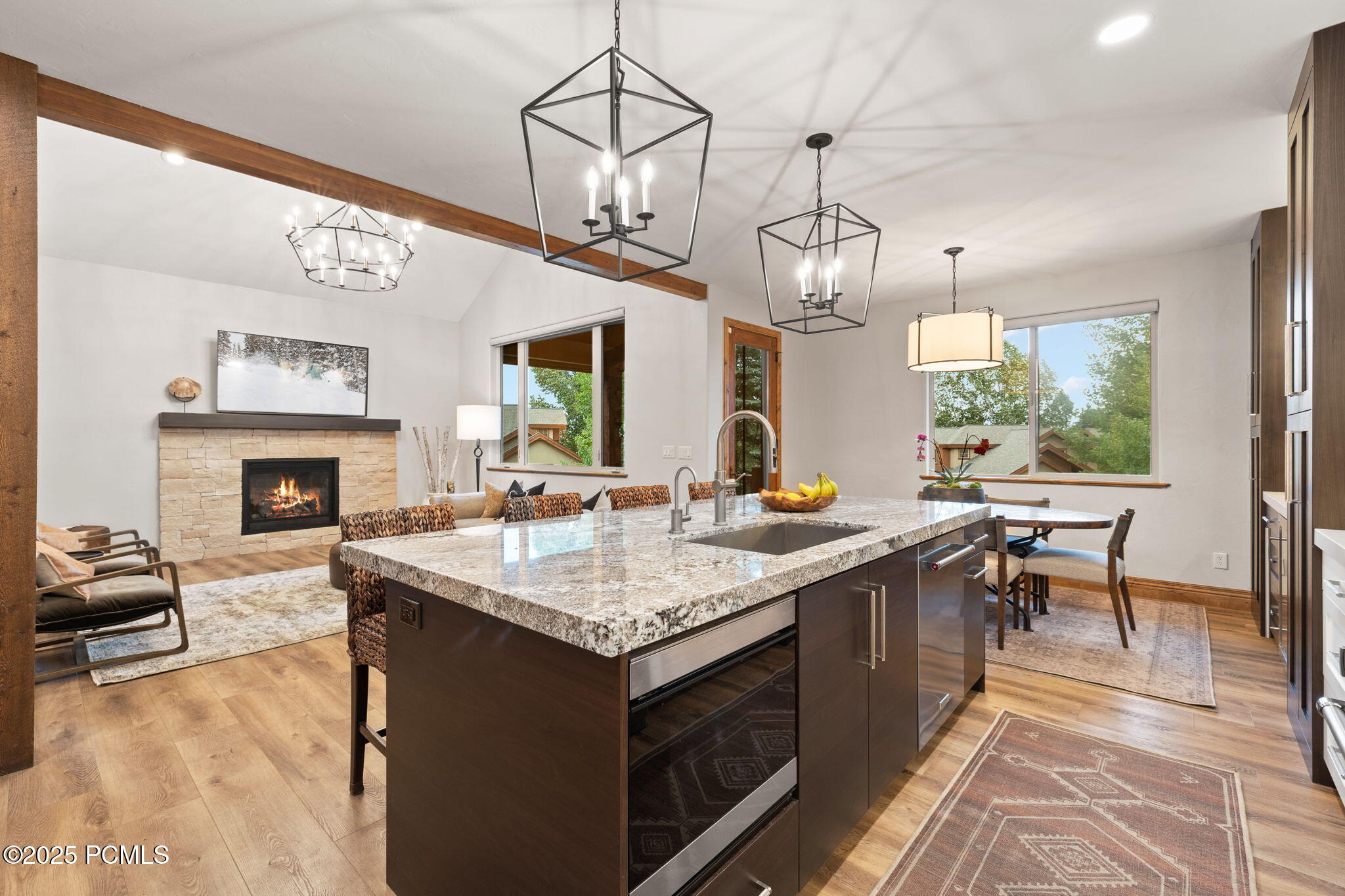 1075 Turnberry Court Court