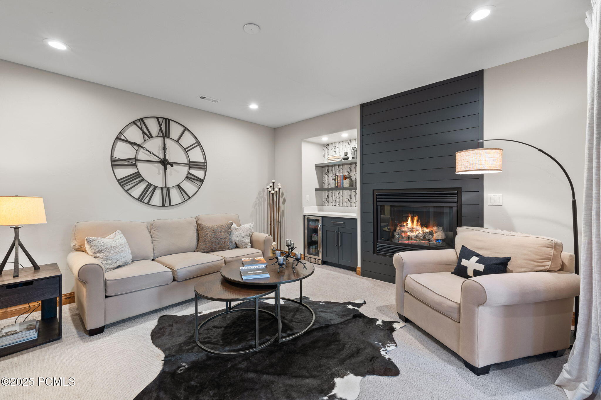 1075 Turnberry Court Court
