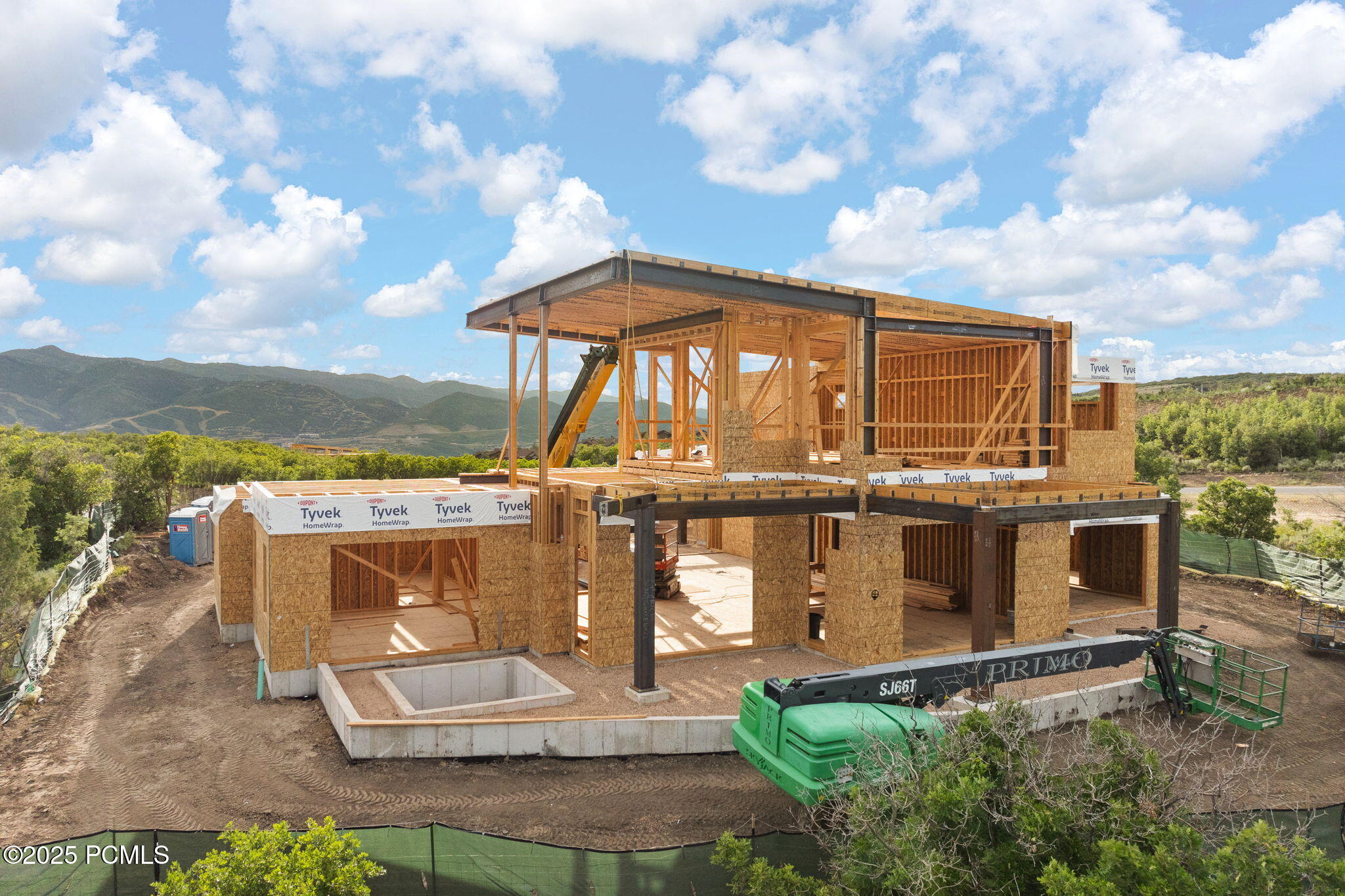 2022 E Painted Bluff Circle