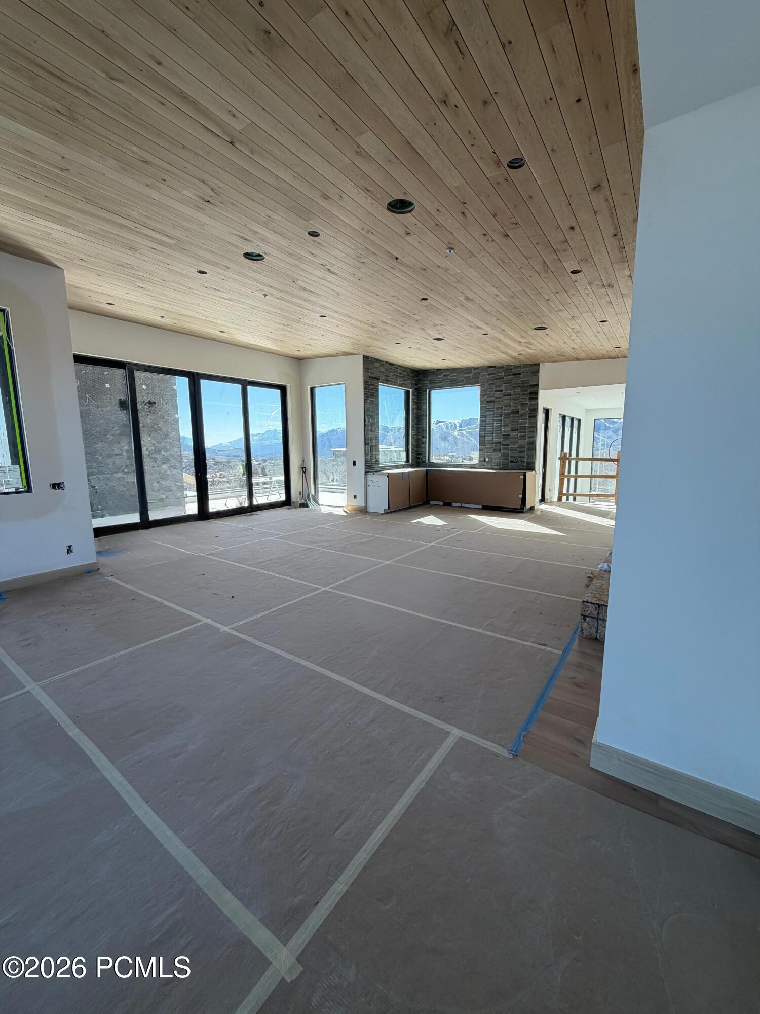2022 E Painted Bluff Circle