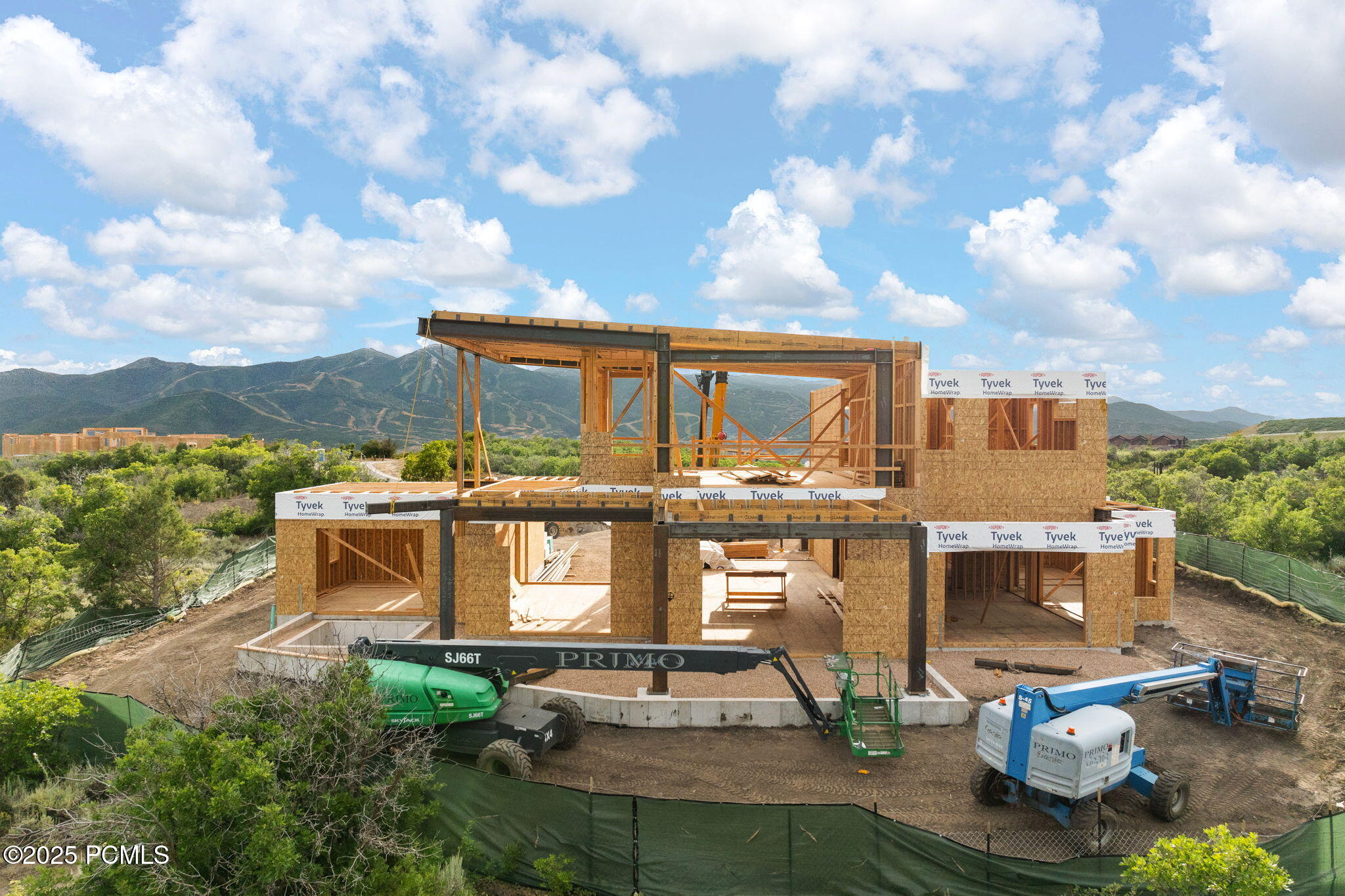 2022 E Painted Bluff Circle