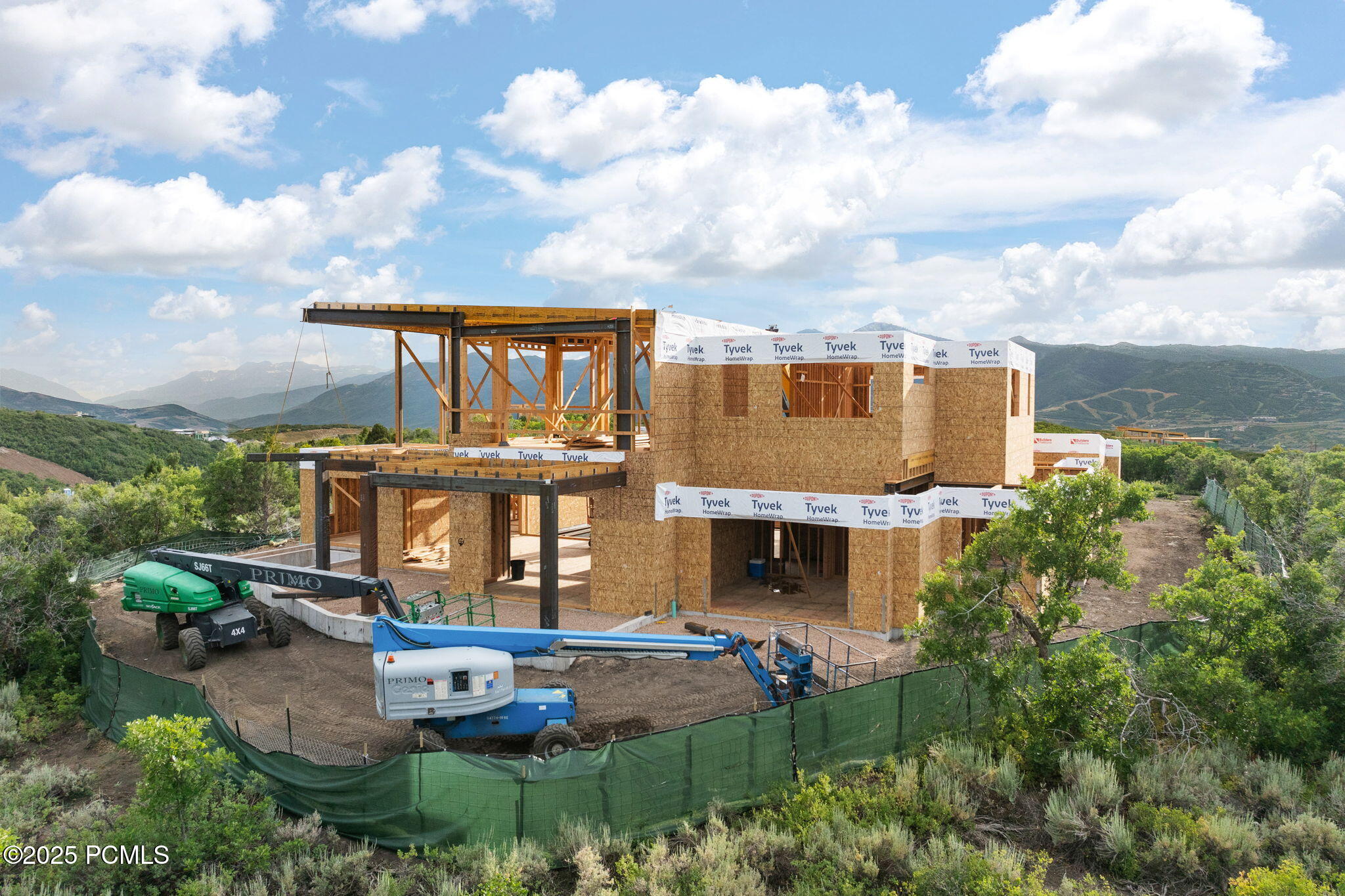 2022 E Painted Bluff Circle