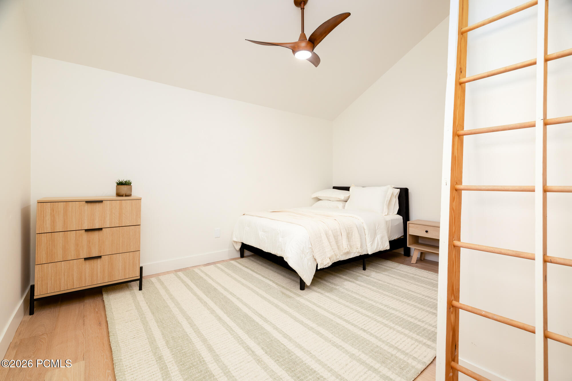 1513 Meadow Loop Rd, 3