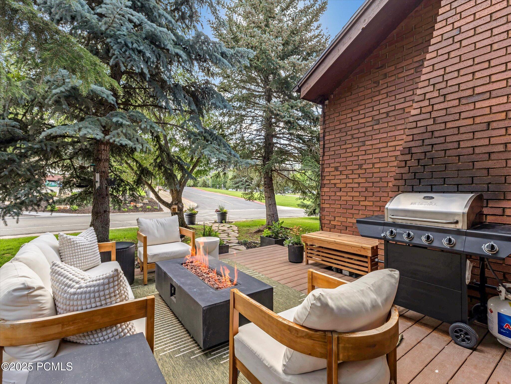 1513 Meadow Loop Rd, 3