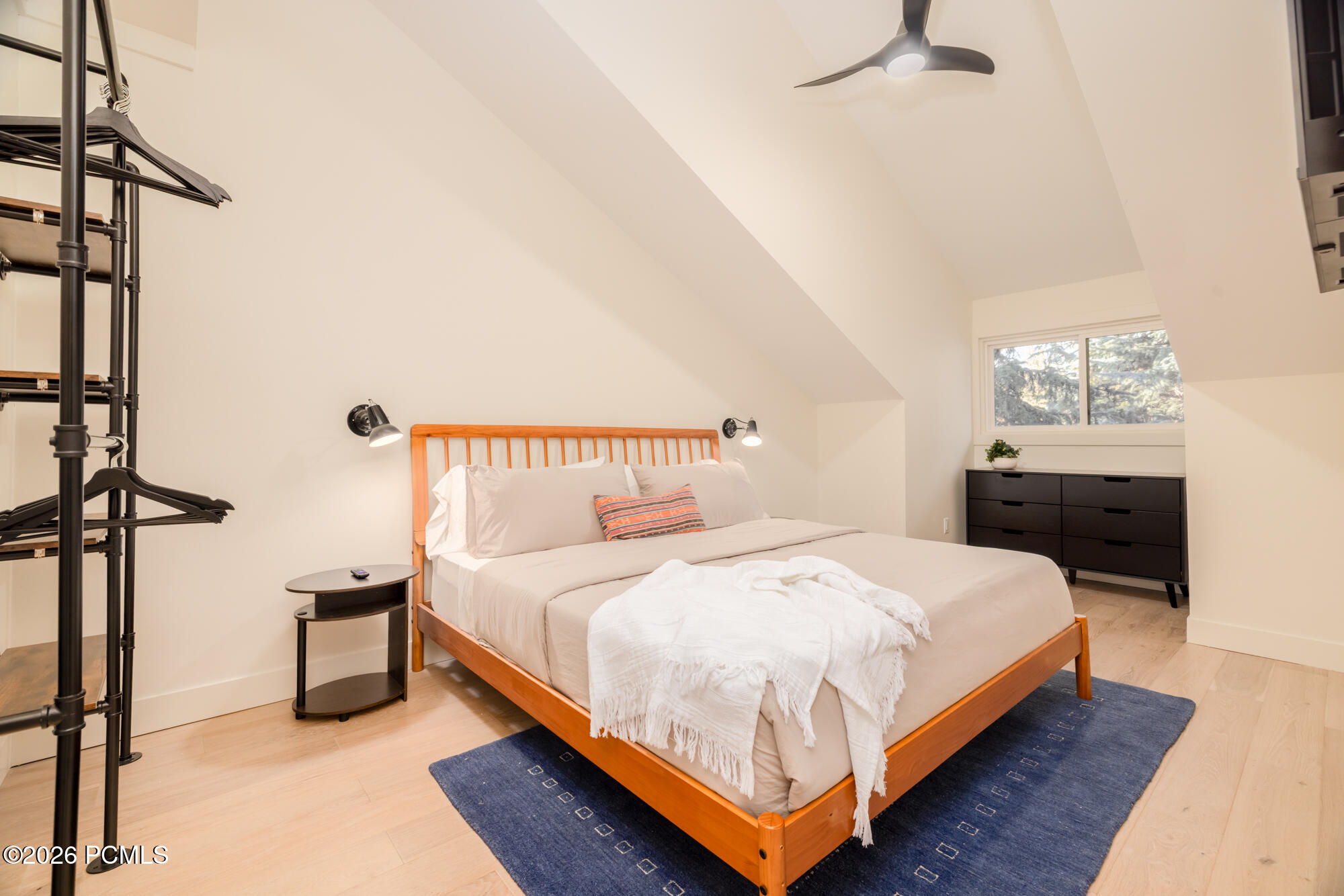 1513 Meadow Loop Rd, 3