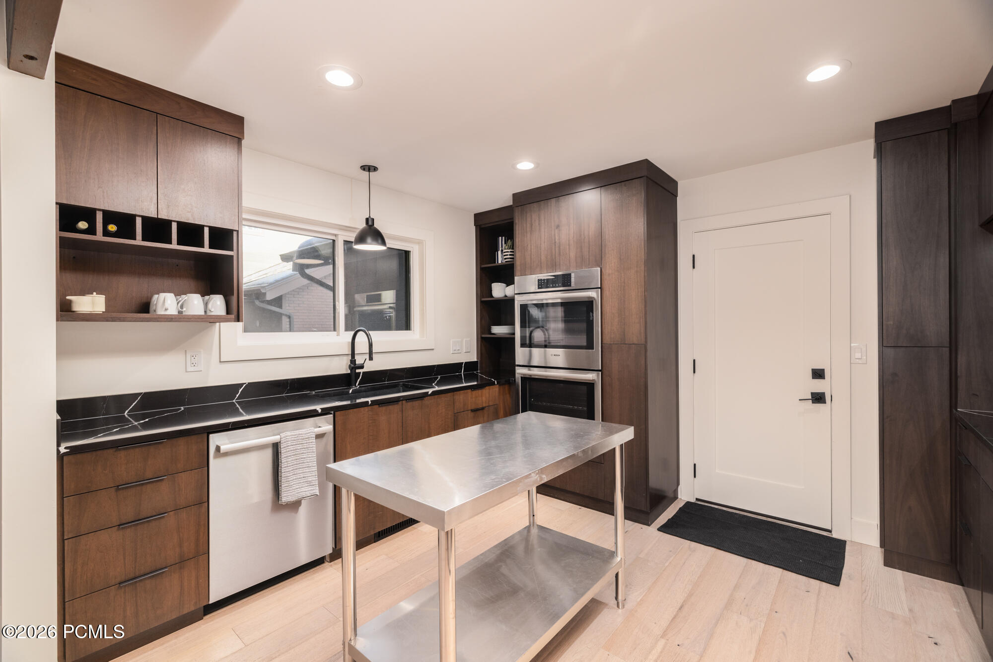 1513 Meadow Loop Rd, 3