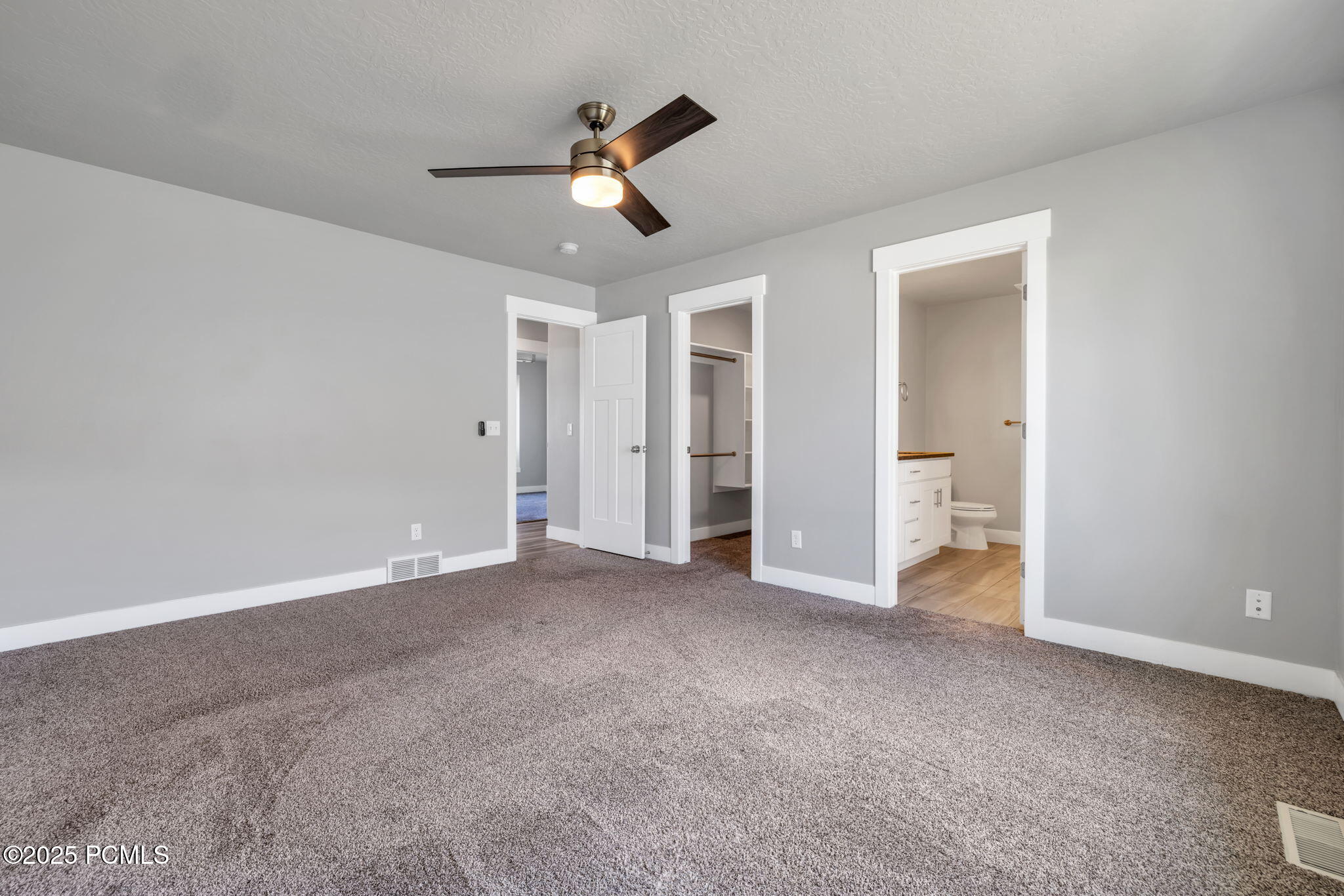 166 E 1985 South