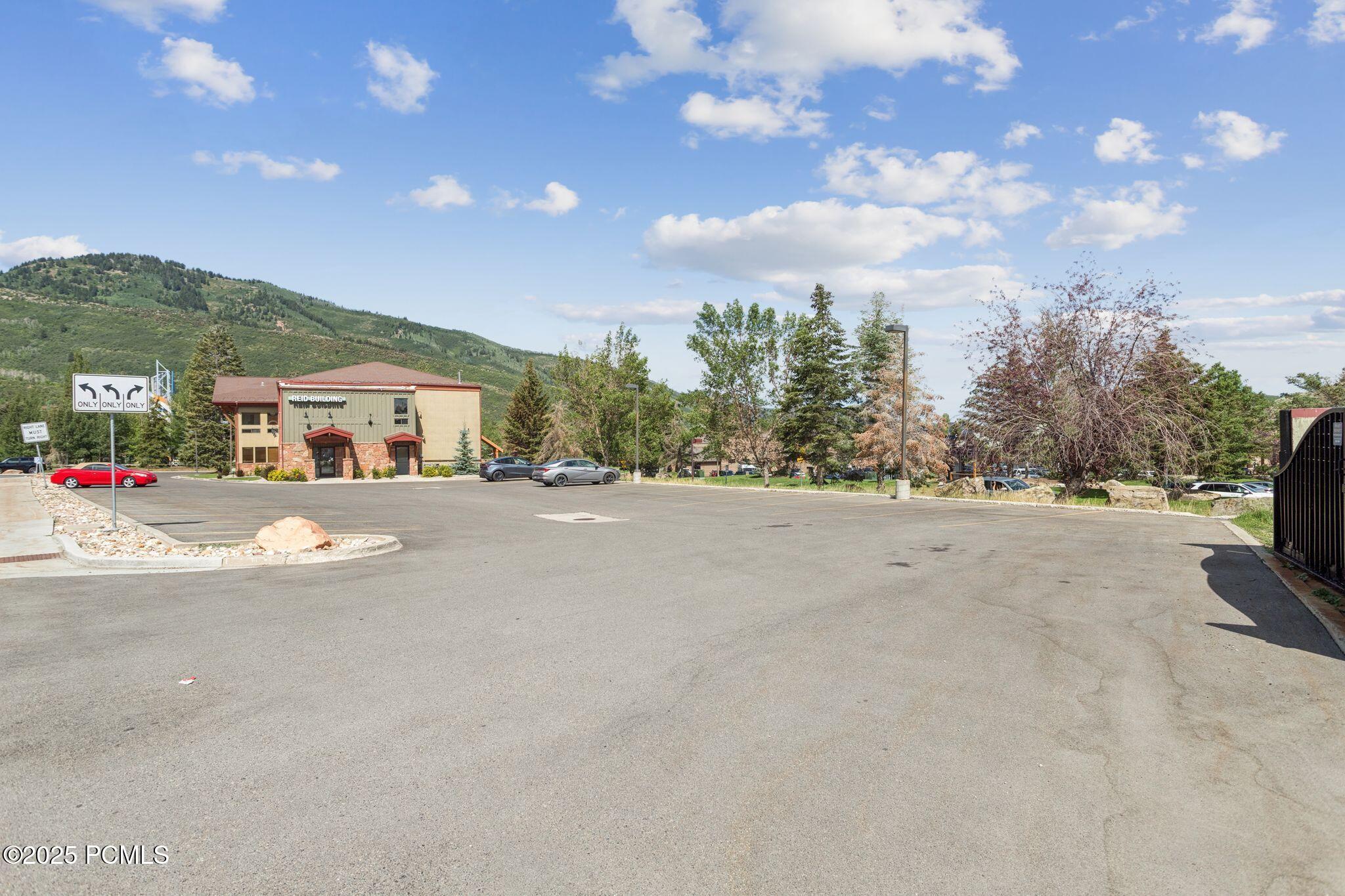 750 Kearns Boulevard