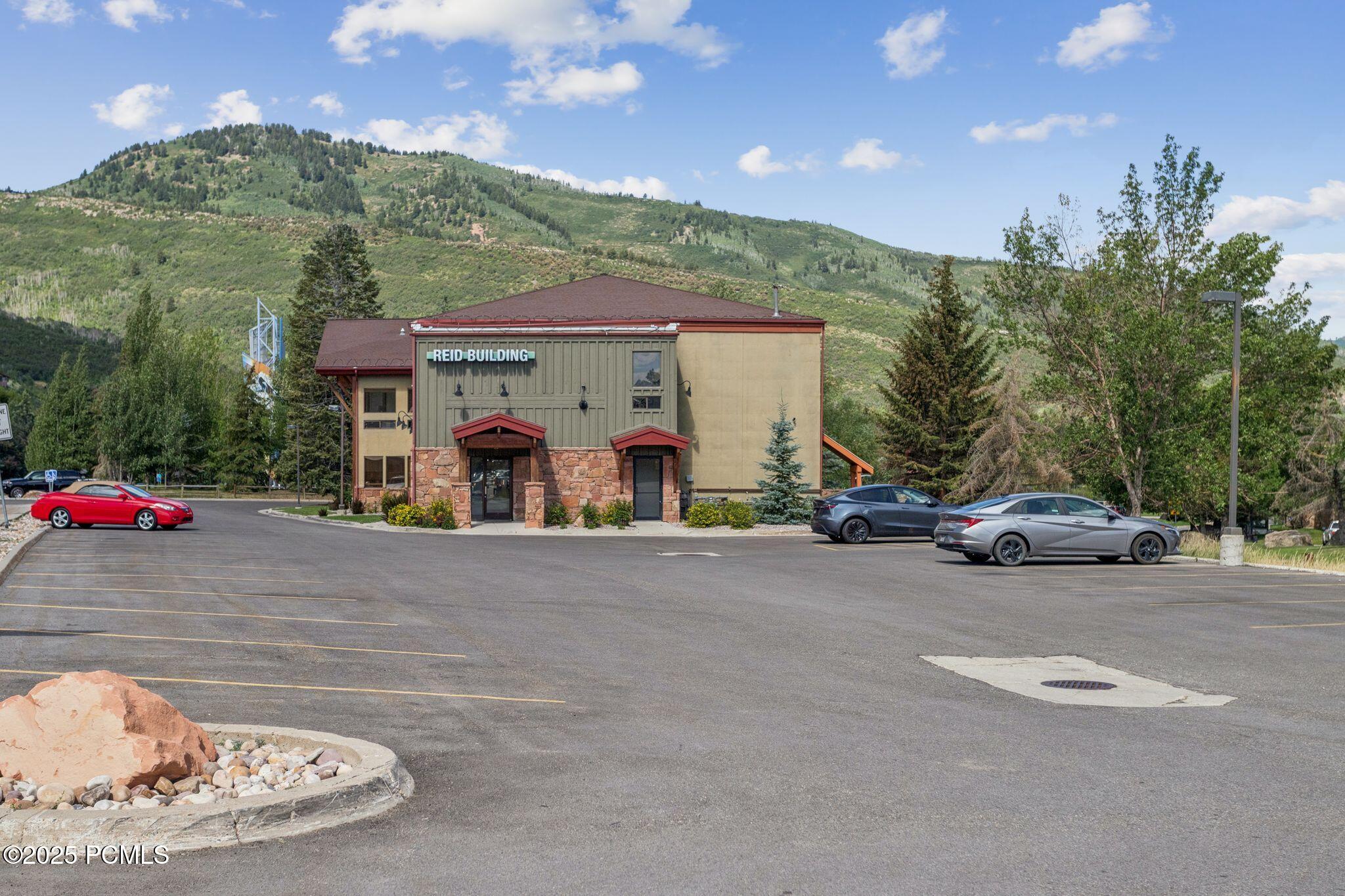750 Kearns Boulevard