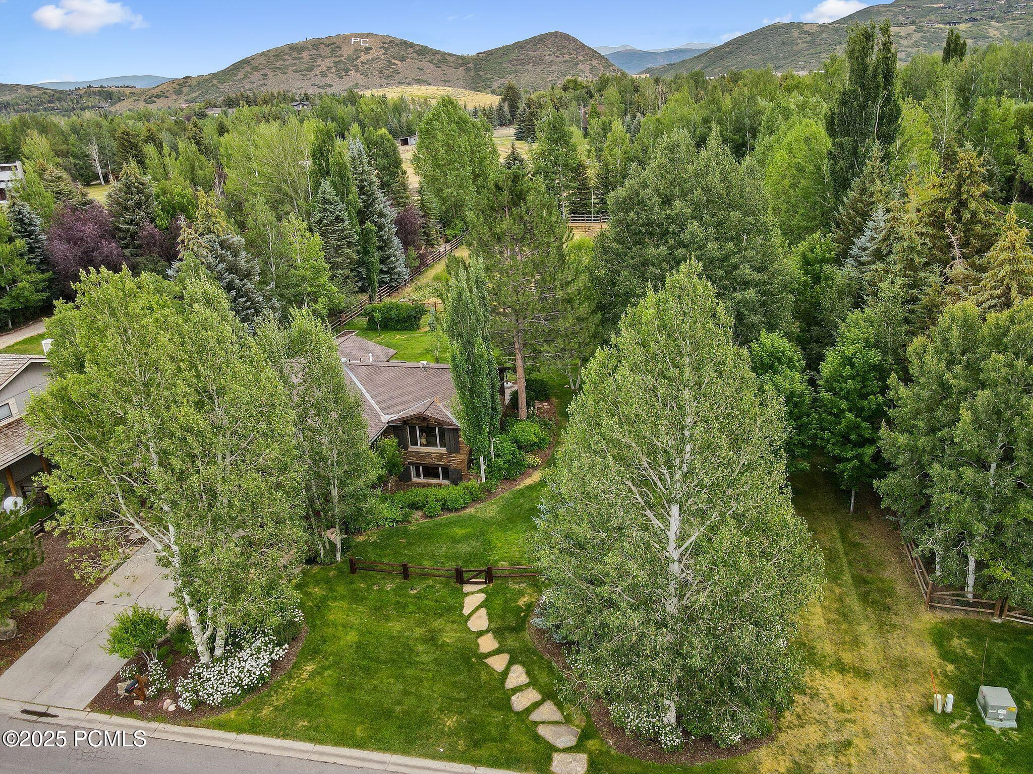 2350 Lucky John Drive