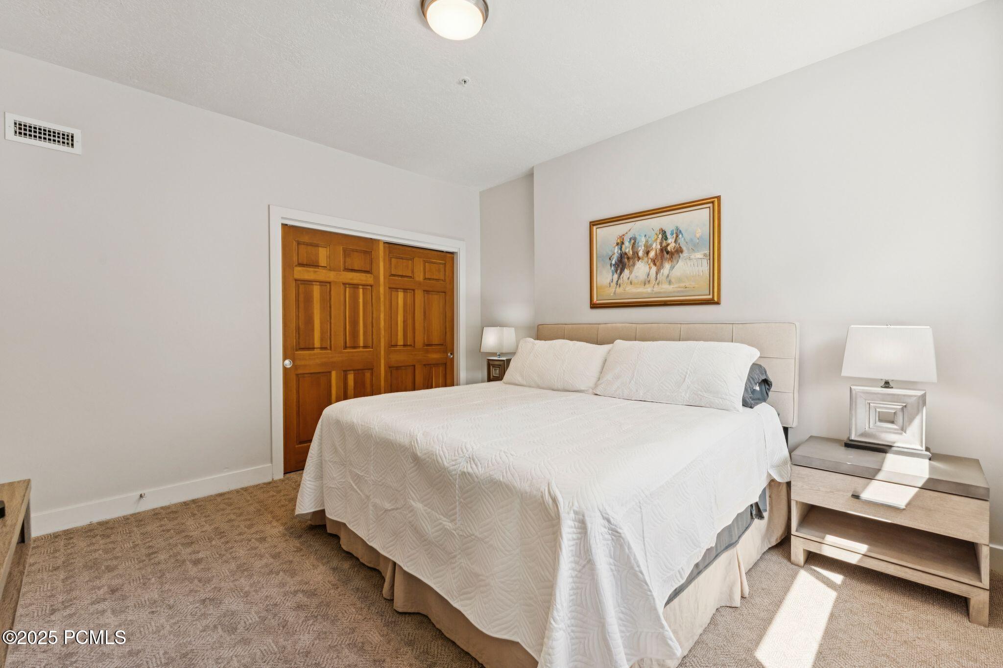 2142 Euston Drive, 30