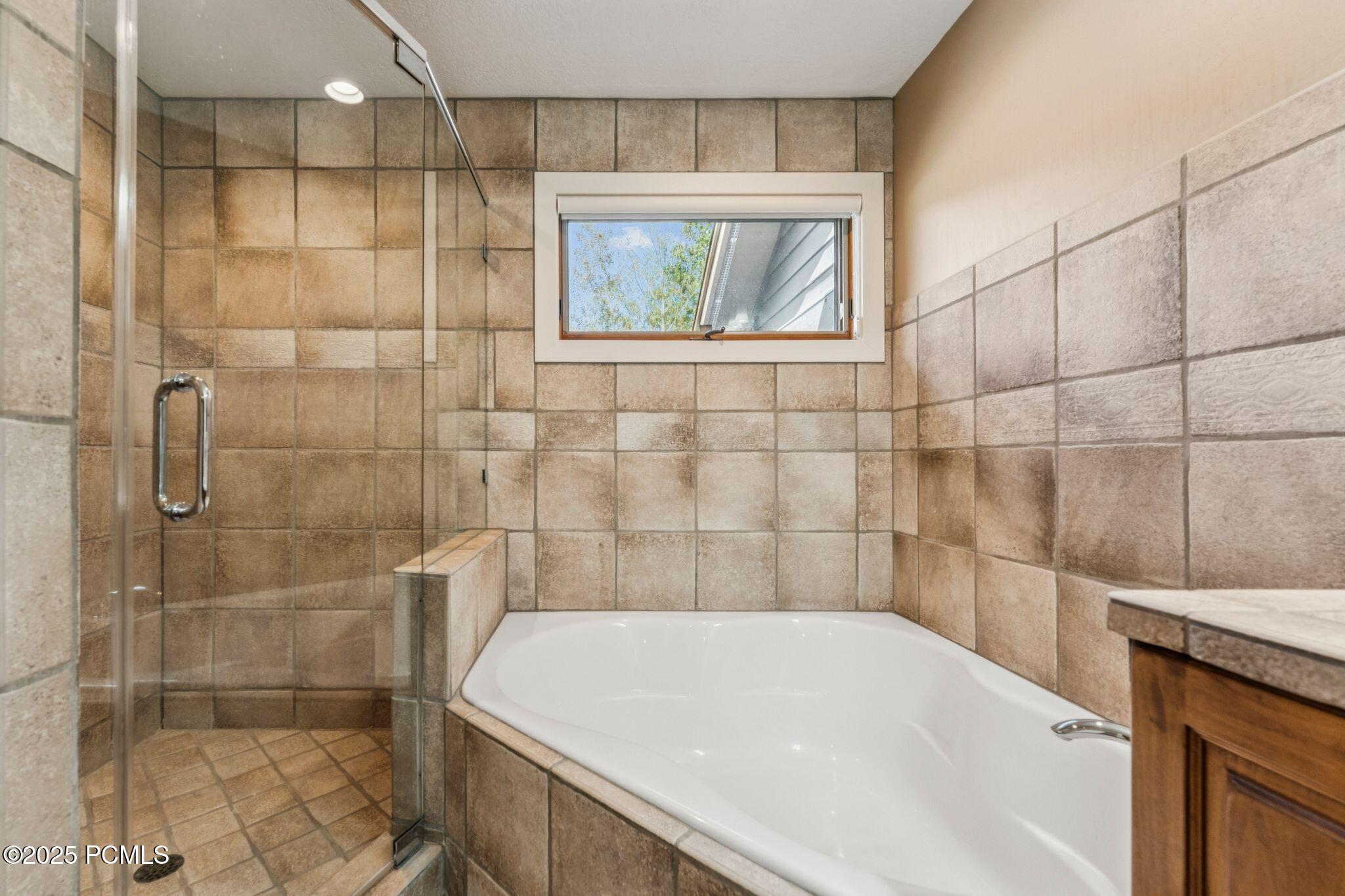 2142 Euston Drive, 30