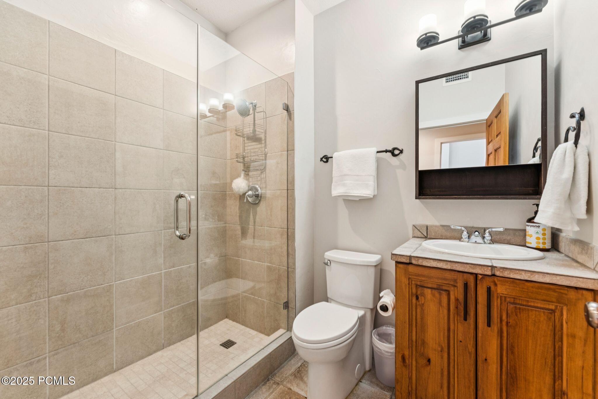 2142 Euston Drive, 30