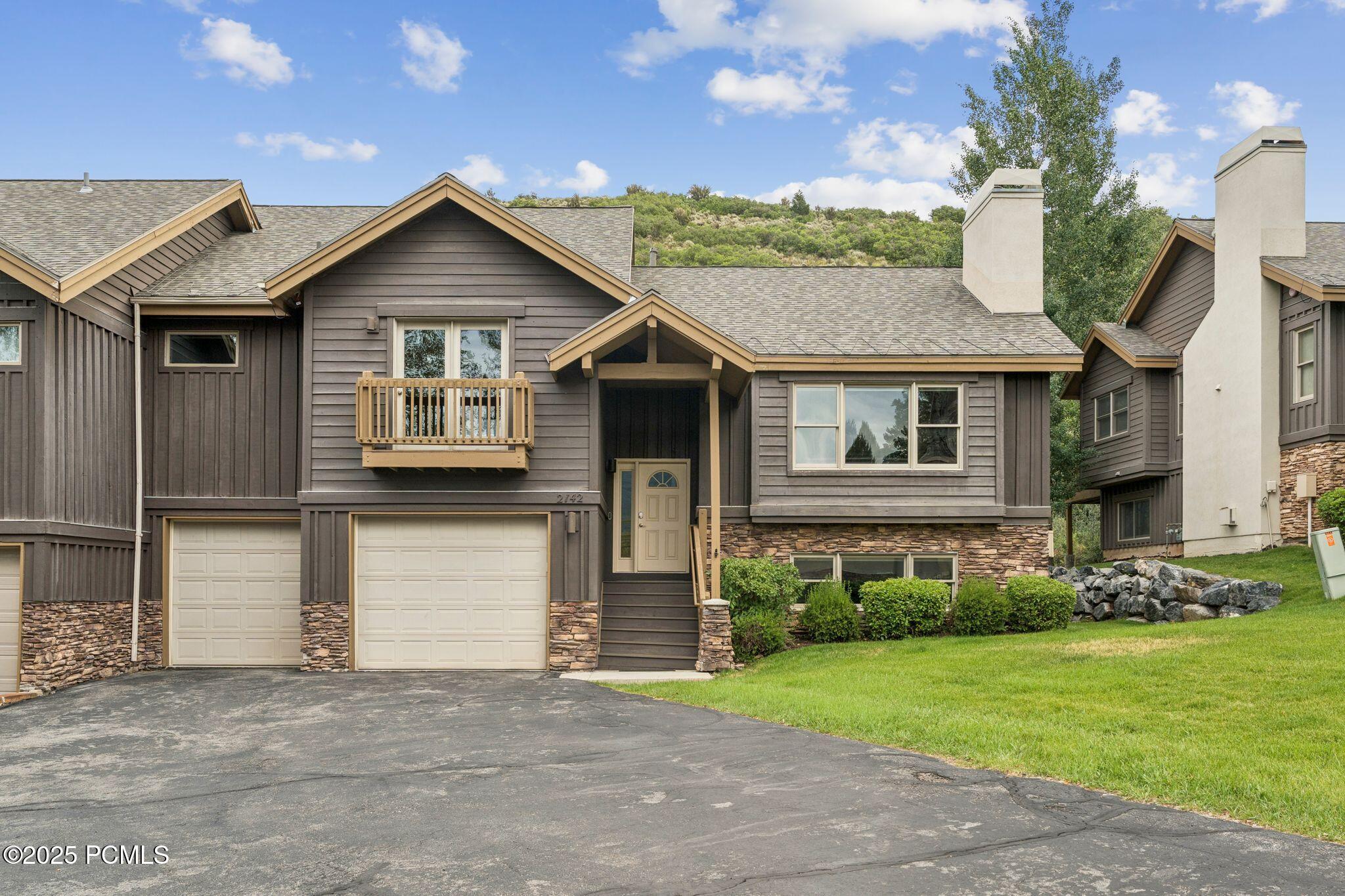 2142 Euston Drive, 30