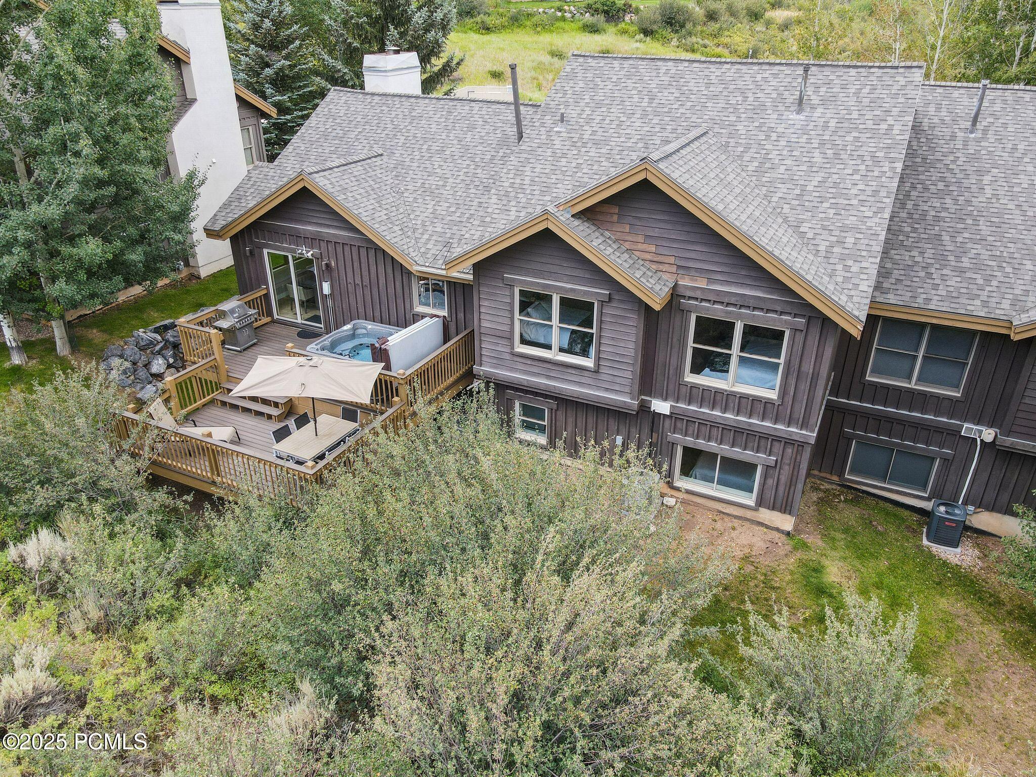 2142 Euston Drive, 30