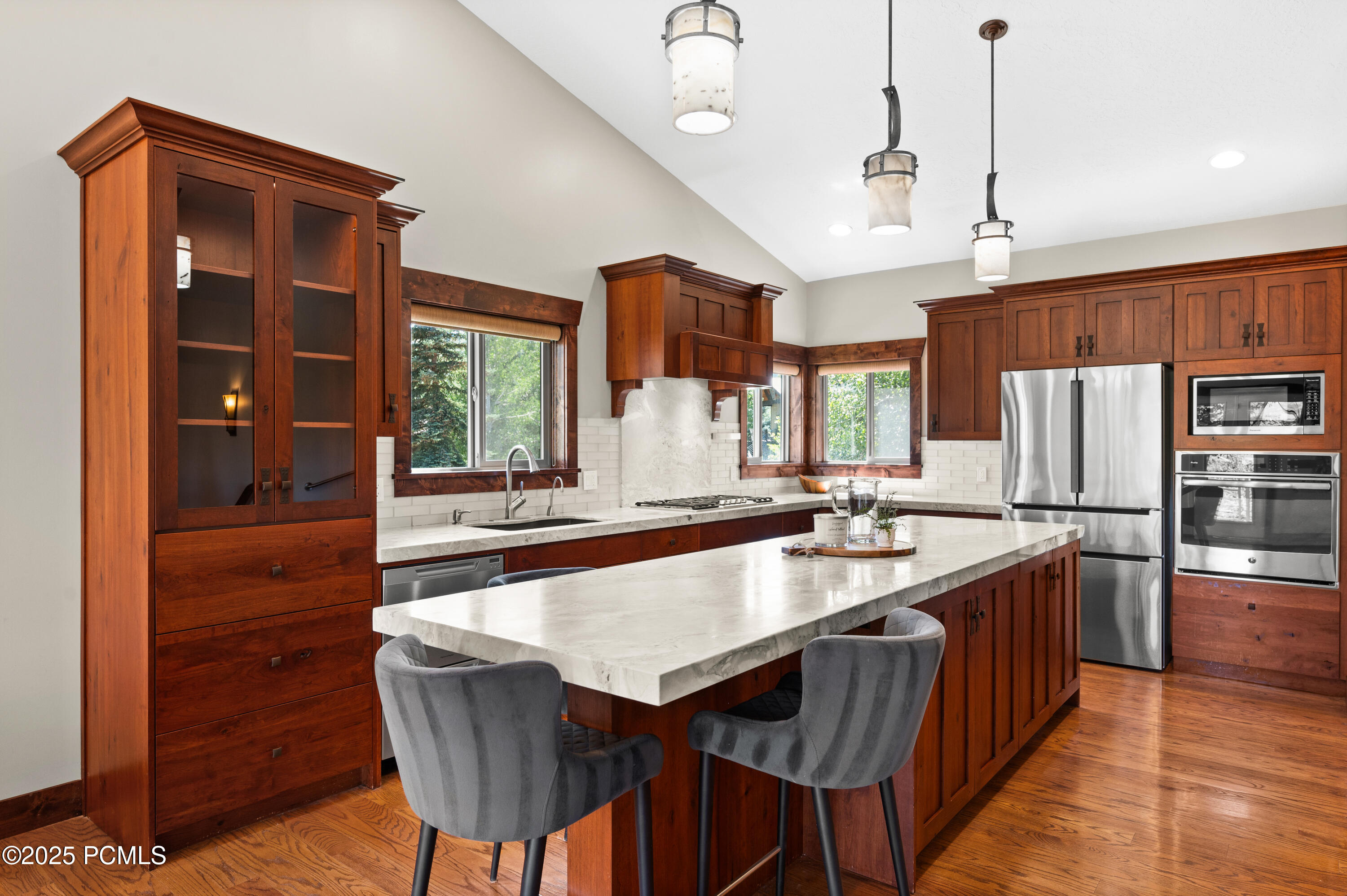 3952 View Pointe Drive