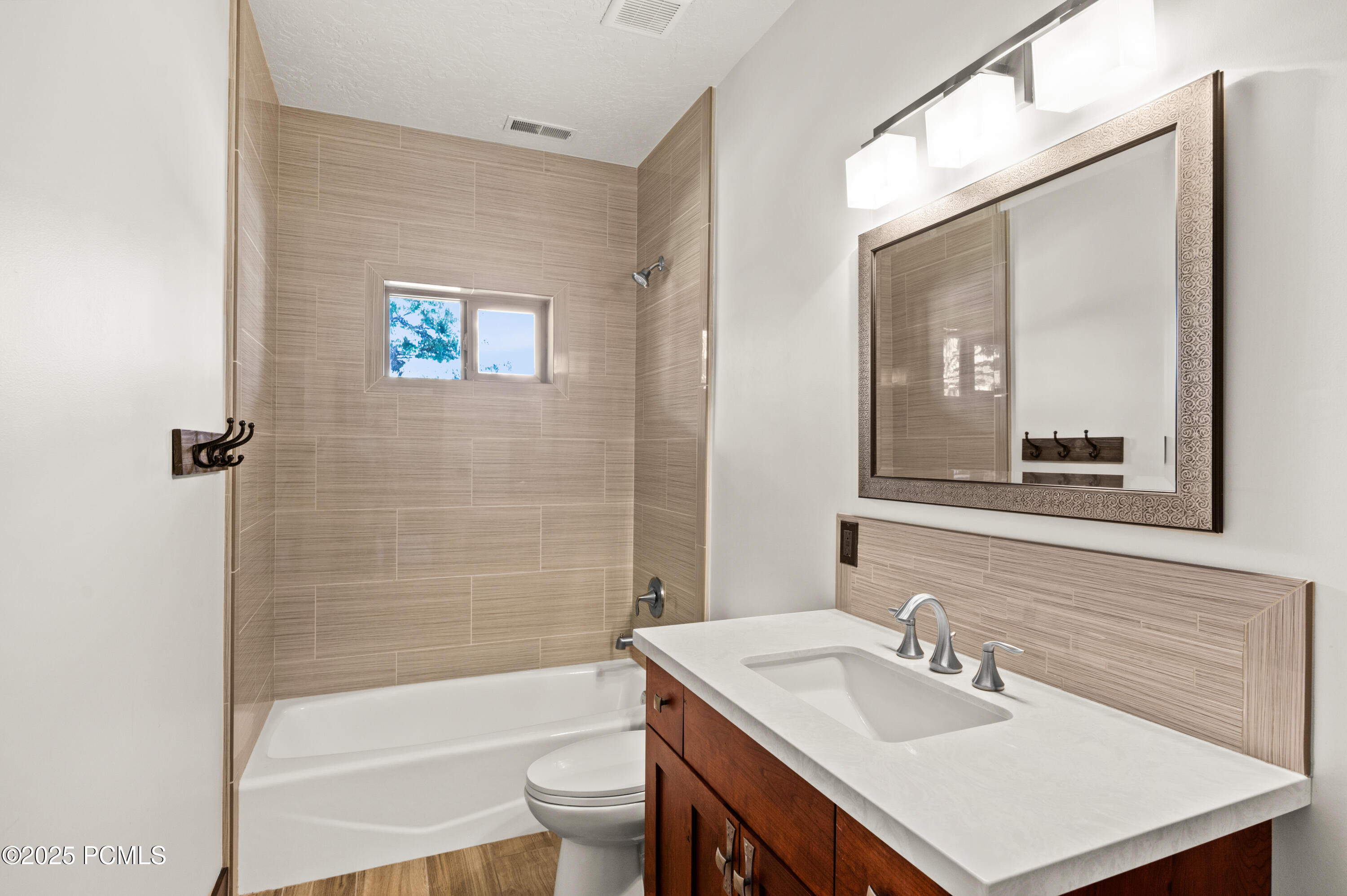 3952 View Pointe Drive