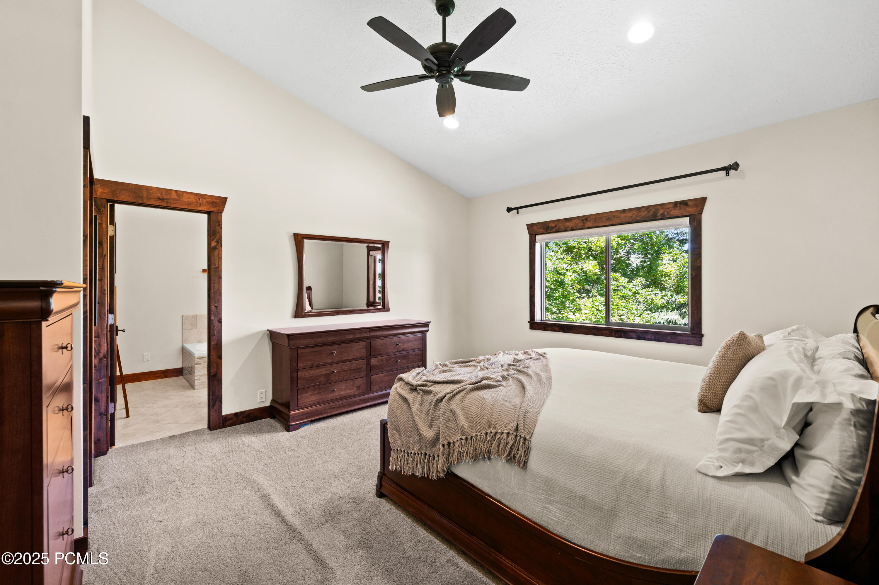 3952 View Pointe Drive
