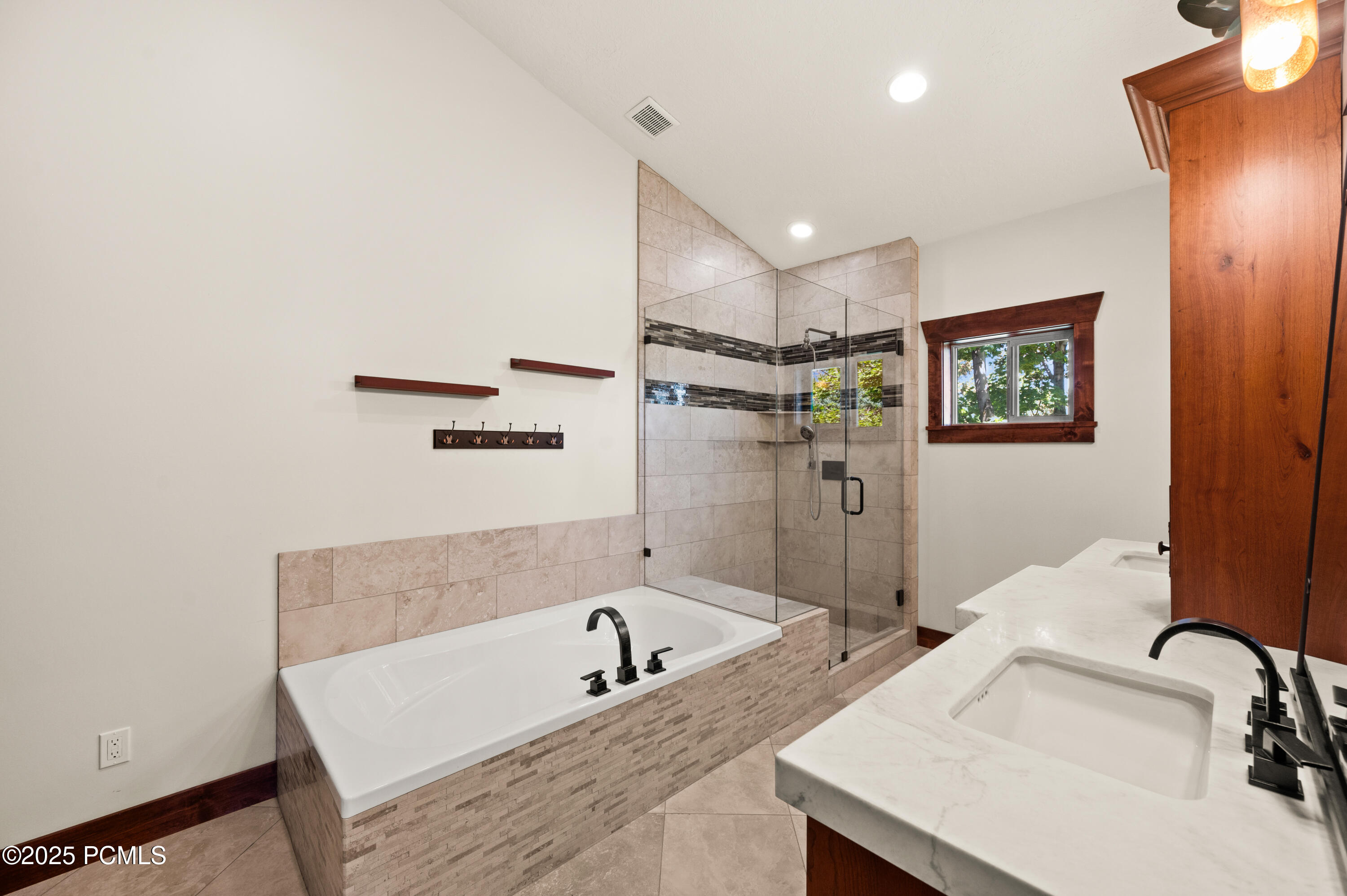 3952 View Pointe Drive