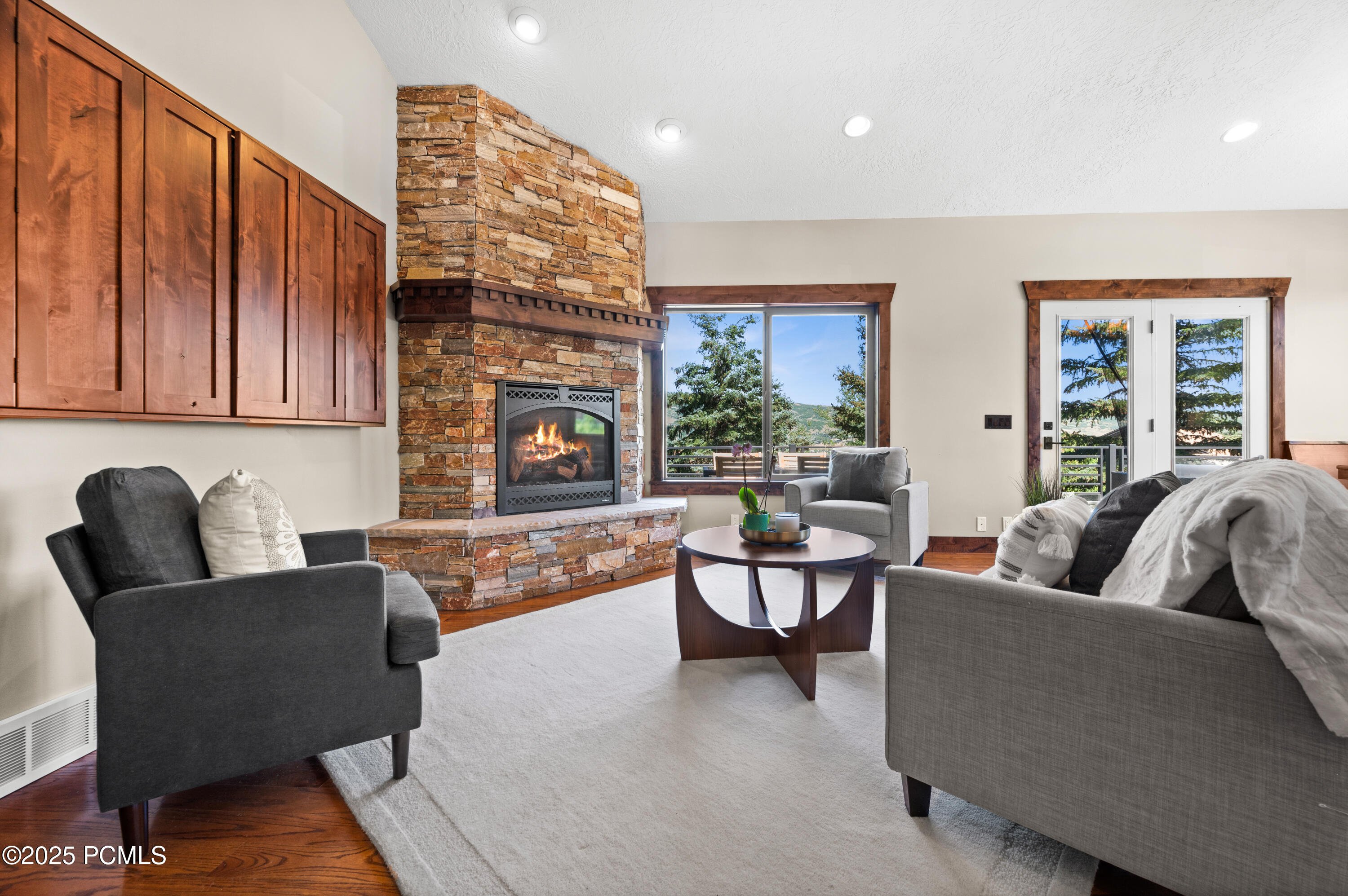3952 View Pointe Drive