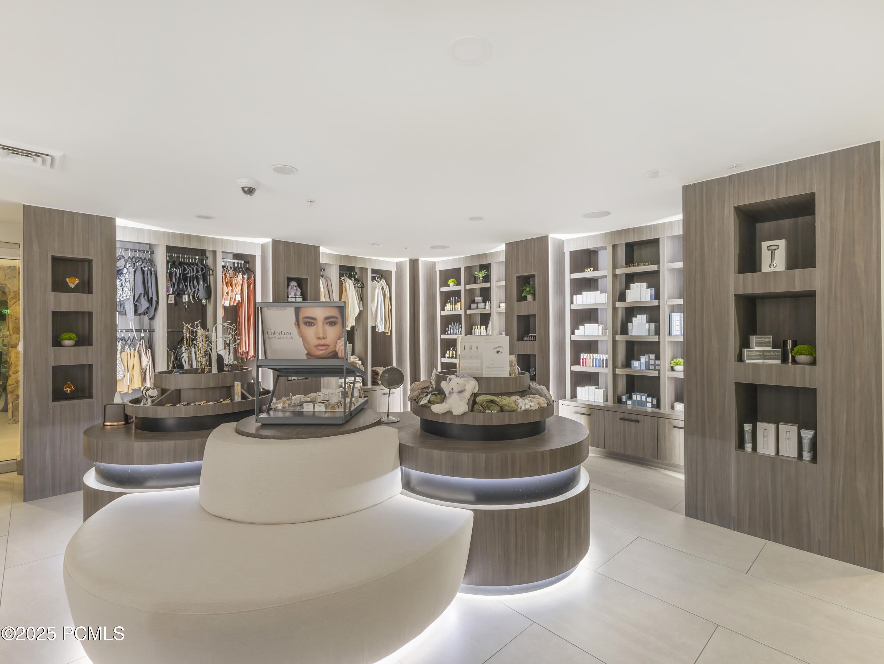 3000 Canyons Resort Drive, 3301b