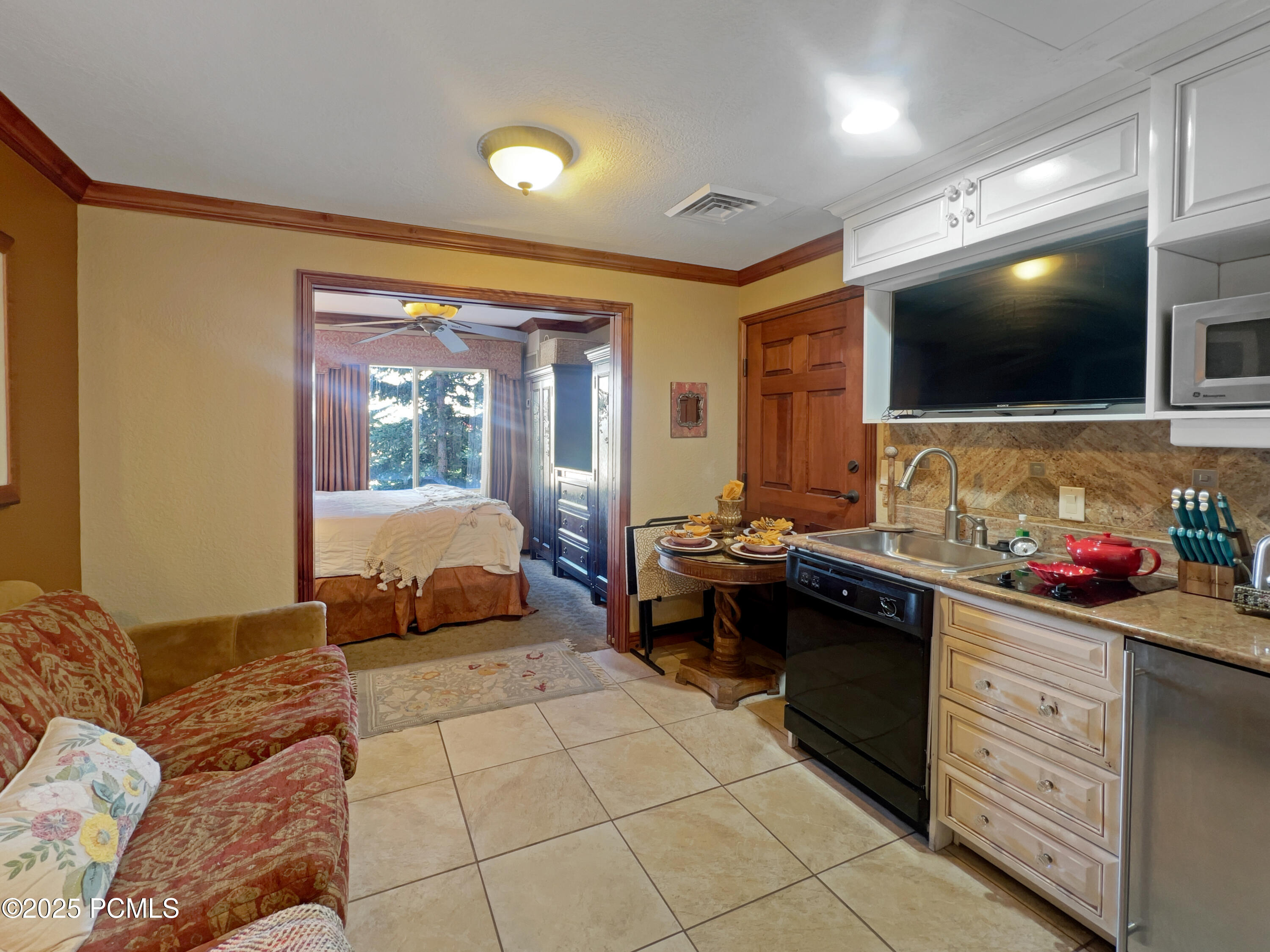 3000 Canyons Resort Drive, 3301b