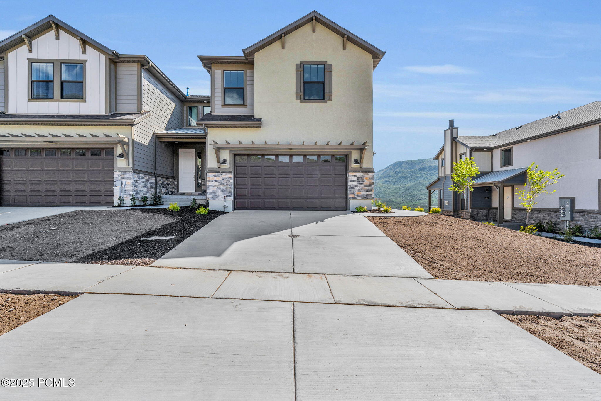 6083 N Westridge Road