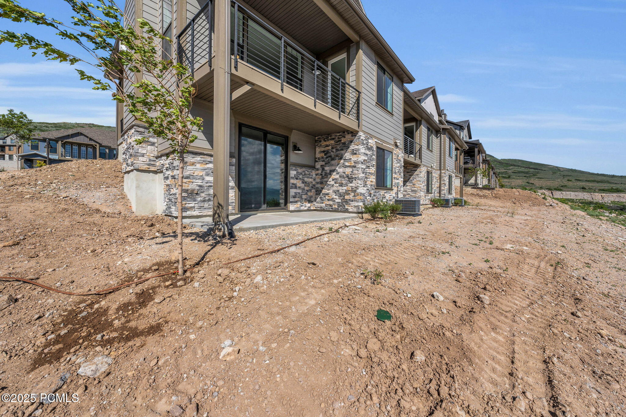 6083 N Westridge Road