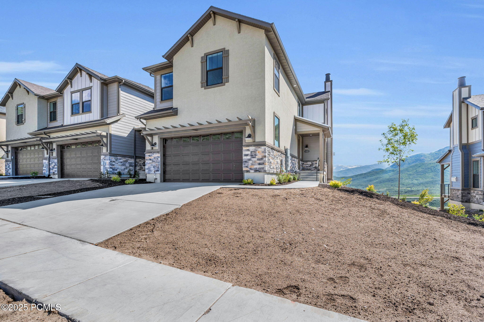 6083 N Westridge Road