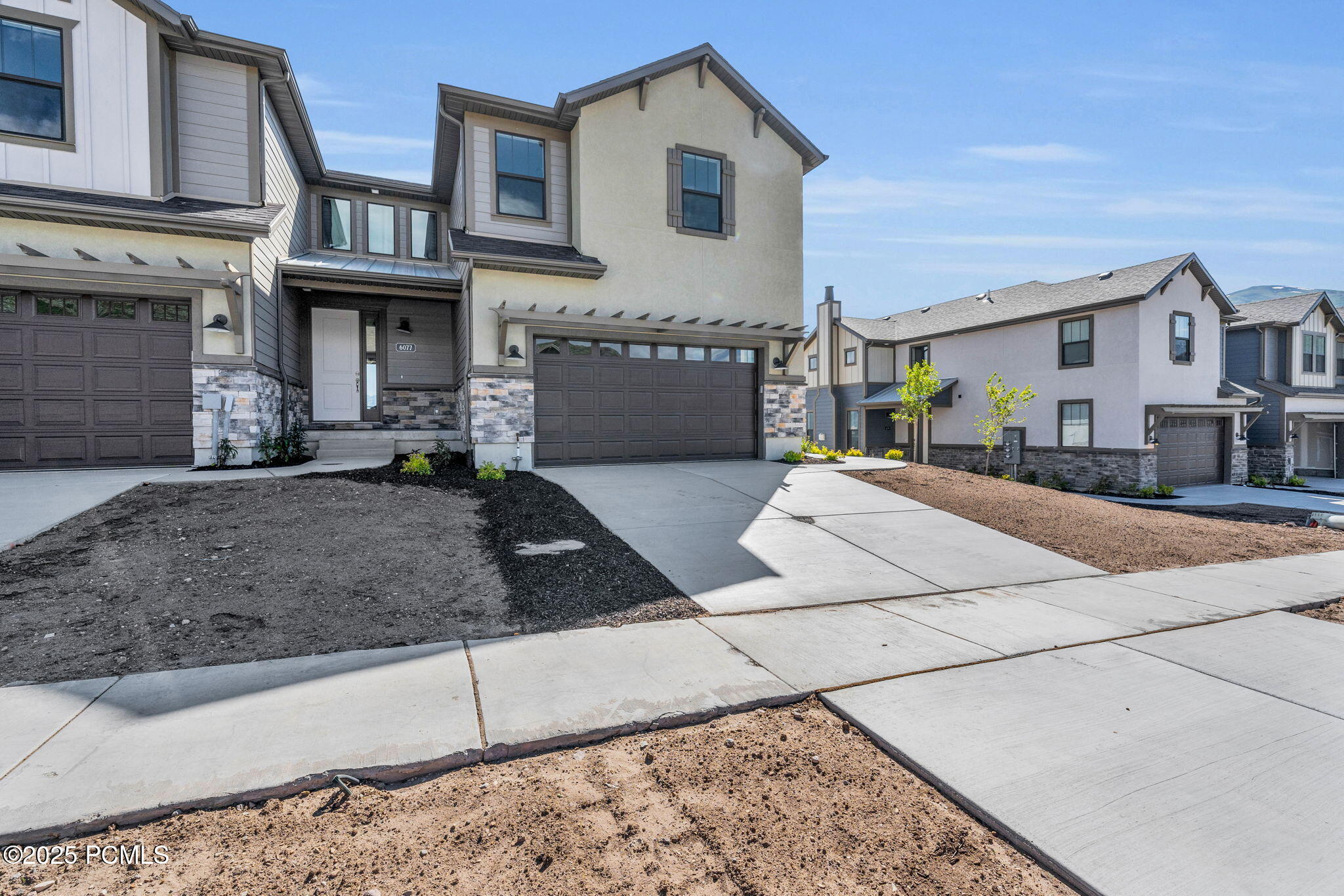 6083 N Westridge Road