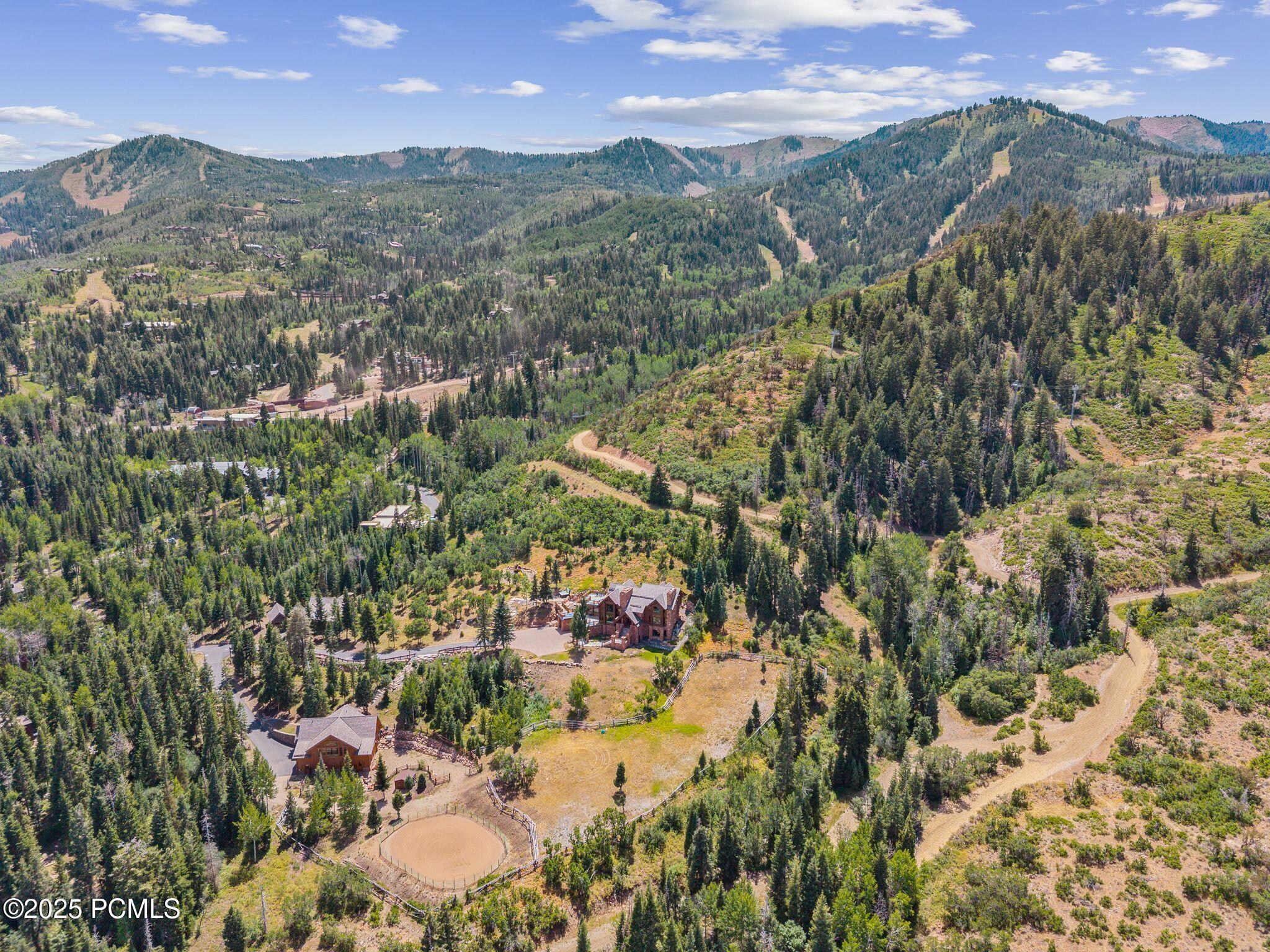 2500 W White Pine Lane