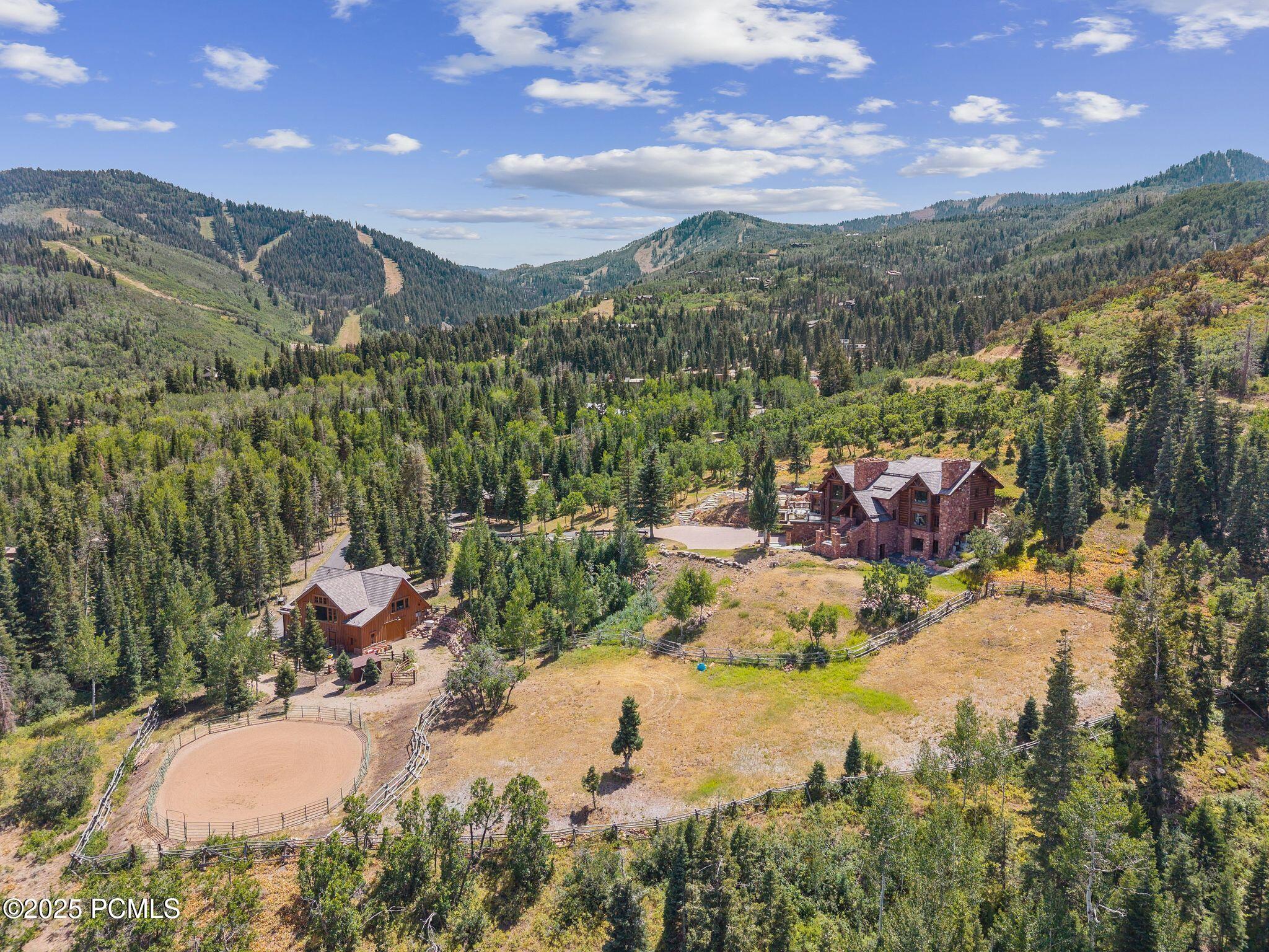 2500 W White Pine Lane