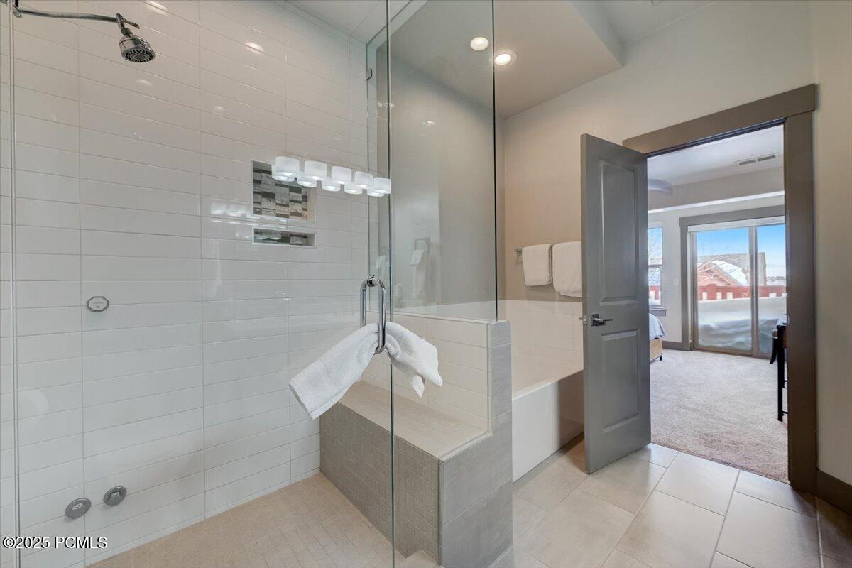 5662 Oslo Lane