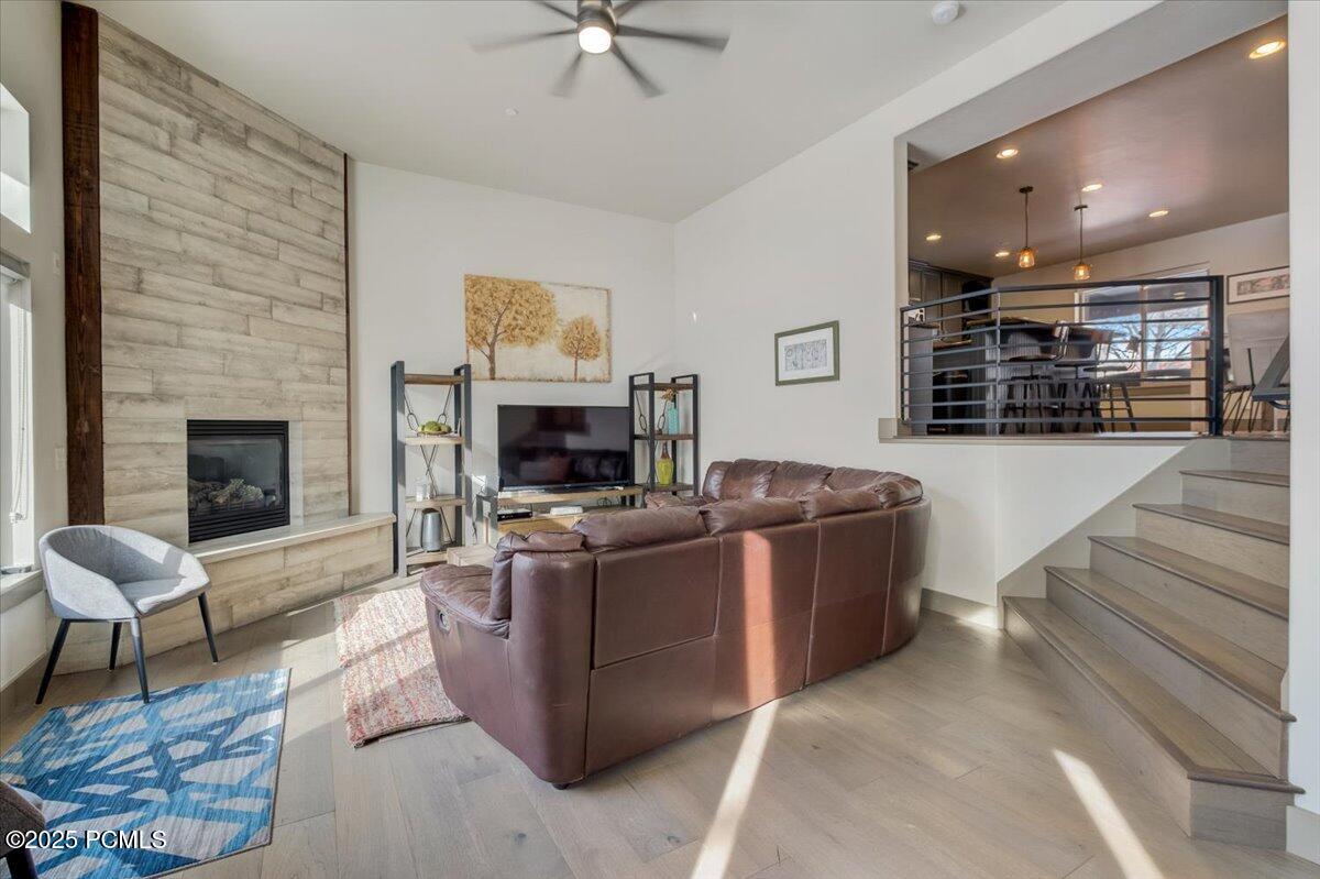 5662 Oslo Lane