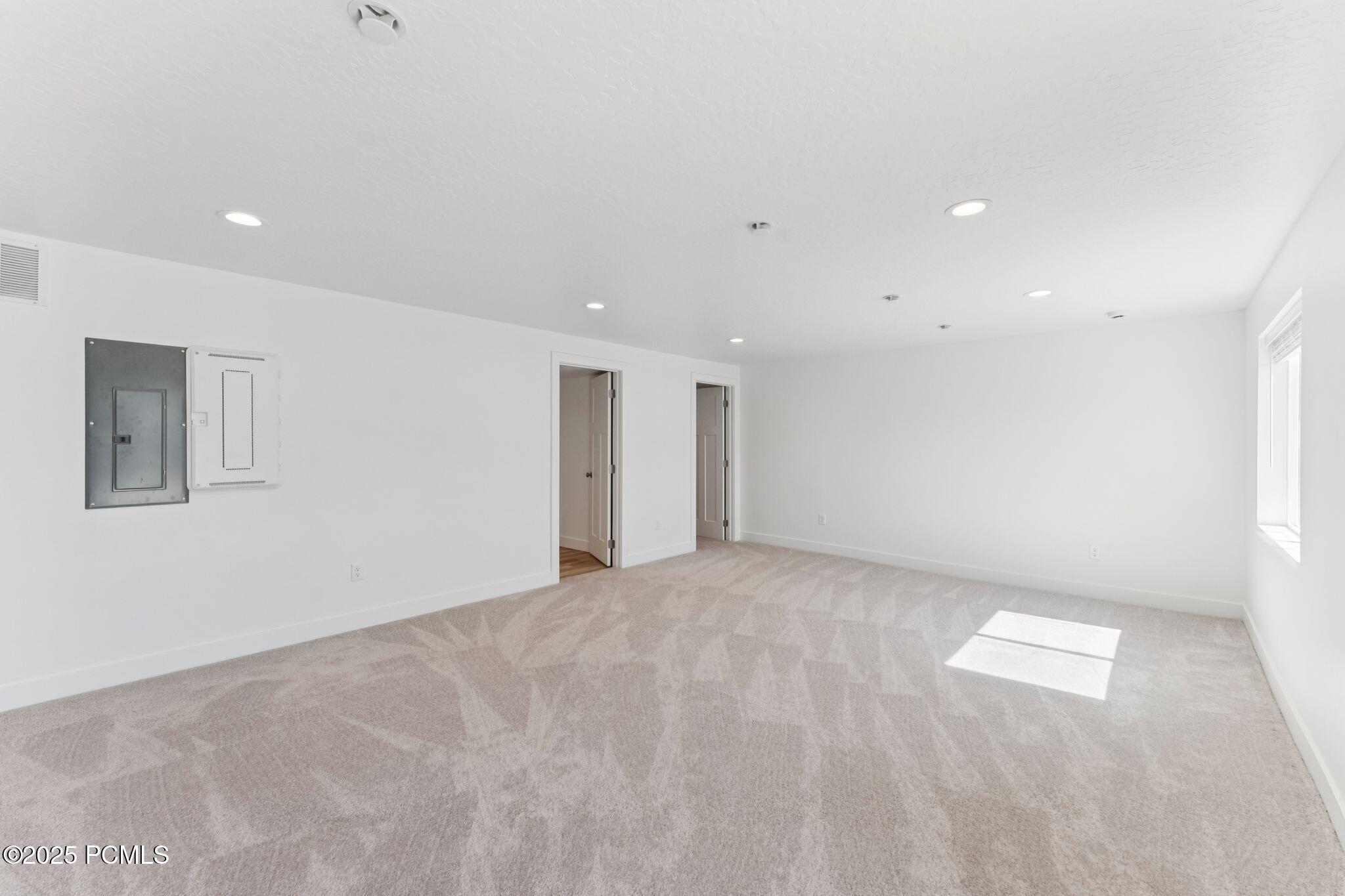 2503 Wildwood Lane