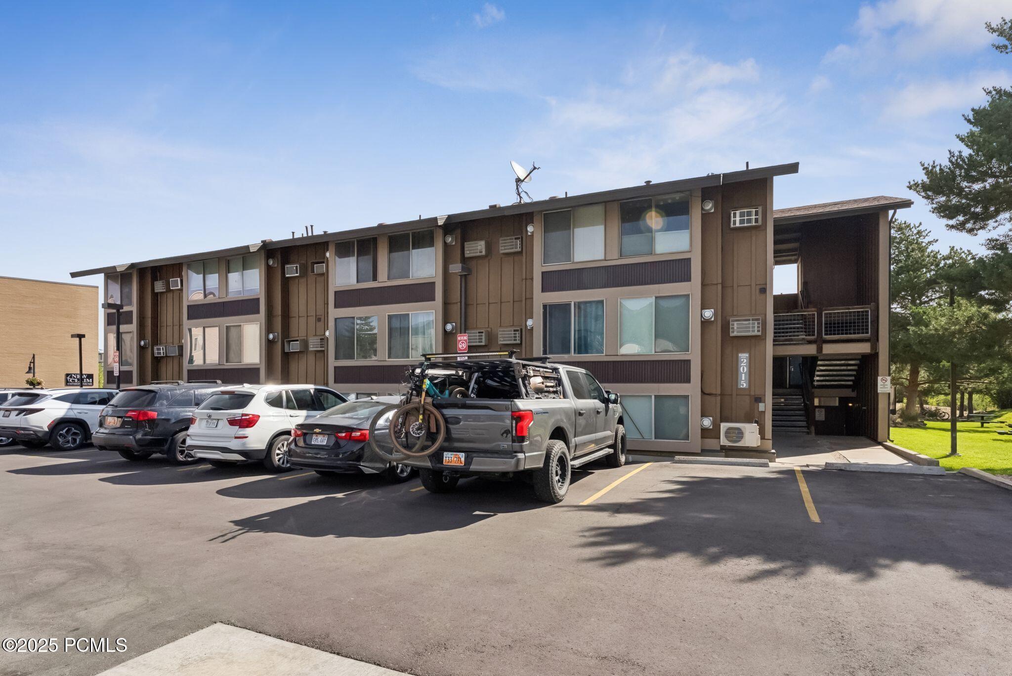 2015 Prospector Avenue, 129