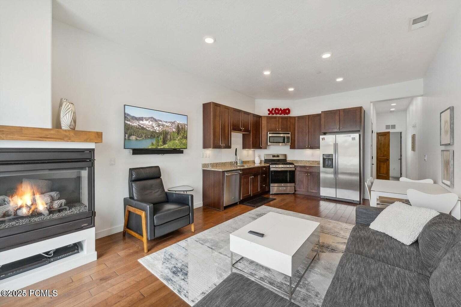 6169 S Park Lane, Unit 22