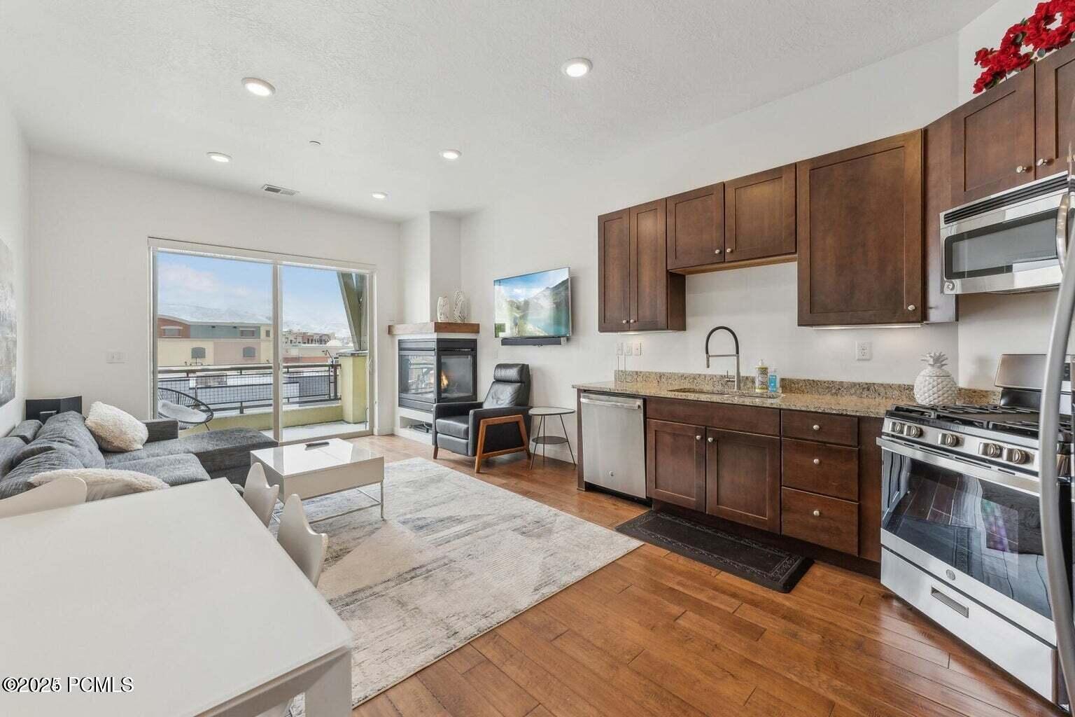 6169 S Park Lane, Unit 22