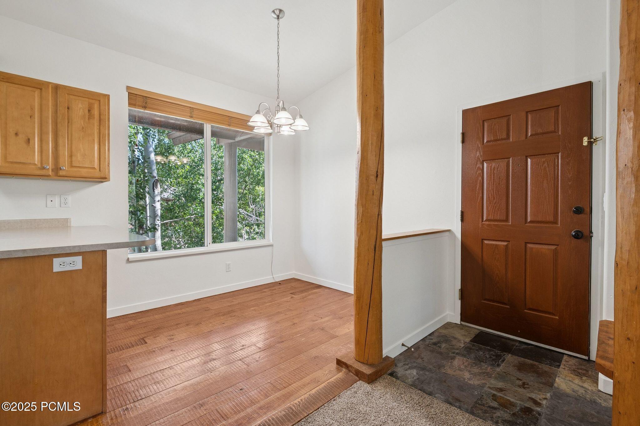 1600 W Pinebrook Boulevard, Apt G5