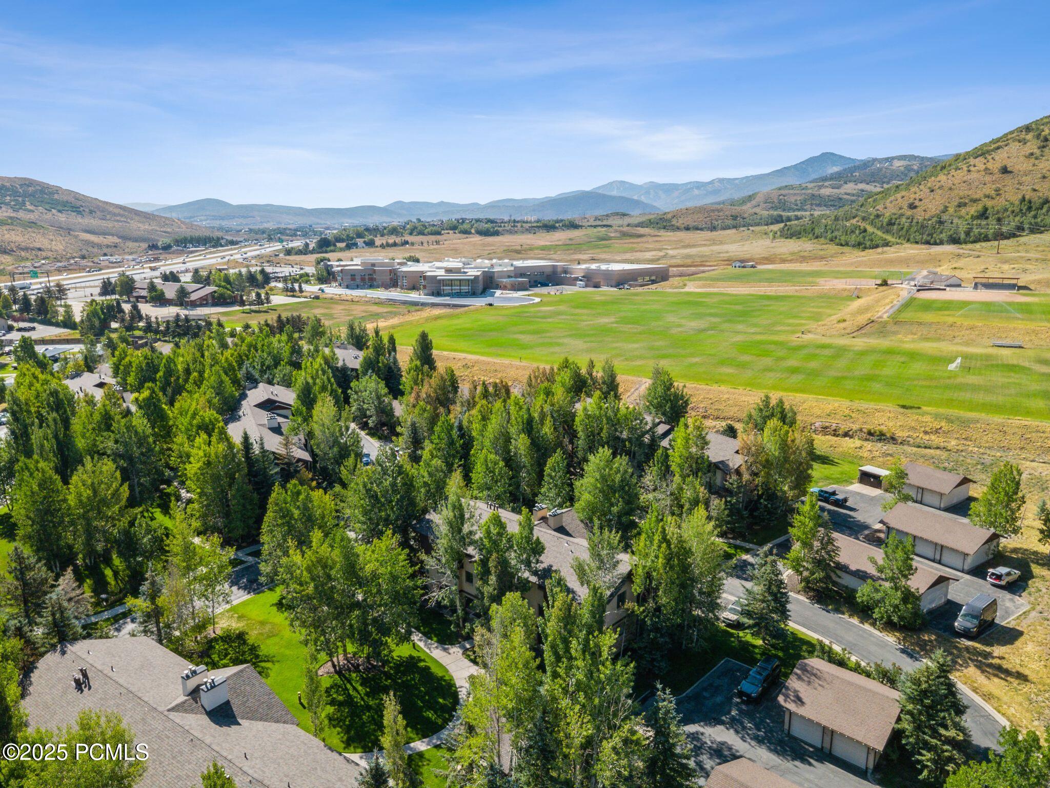 1600 W Pinebrook Boulevard, Apt G5