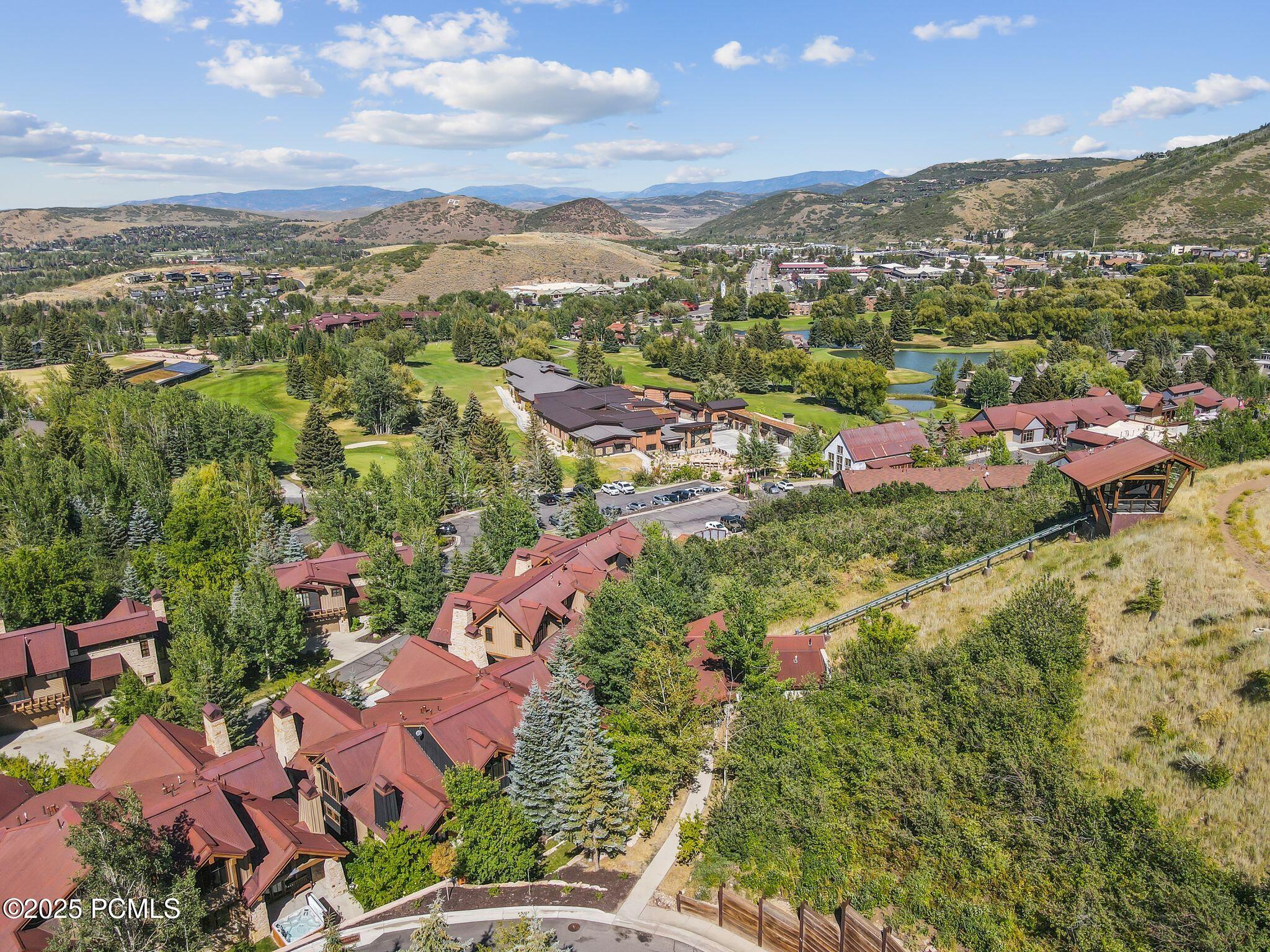 18 Silver Star Court, C-10
