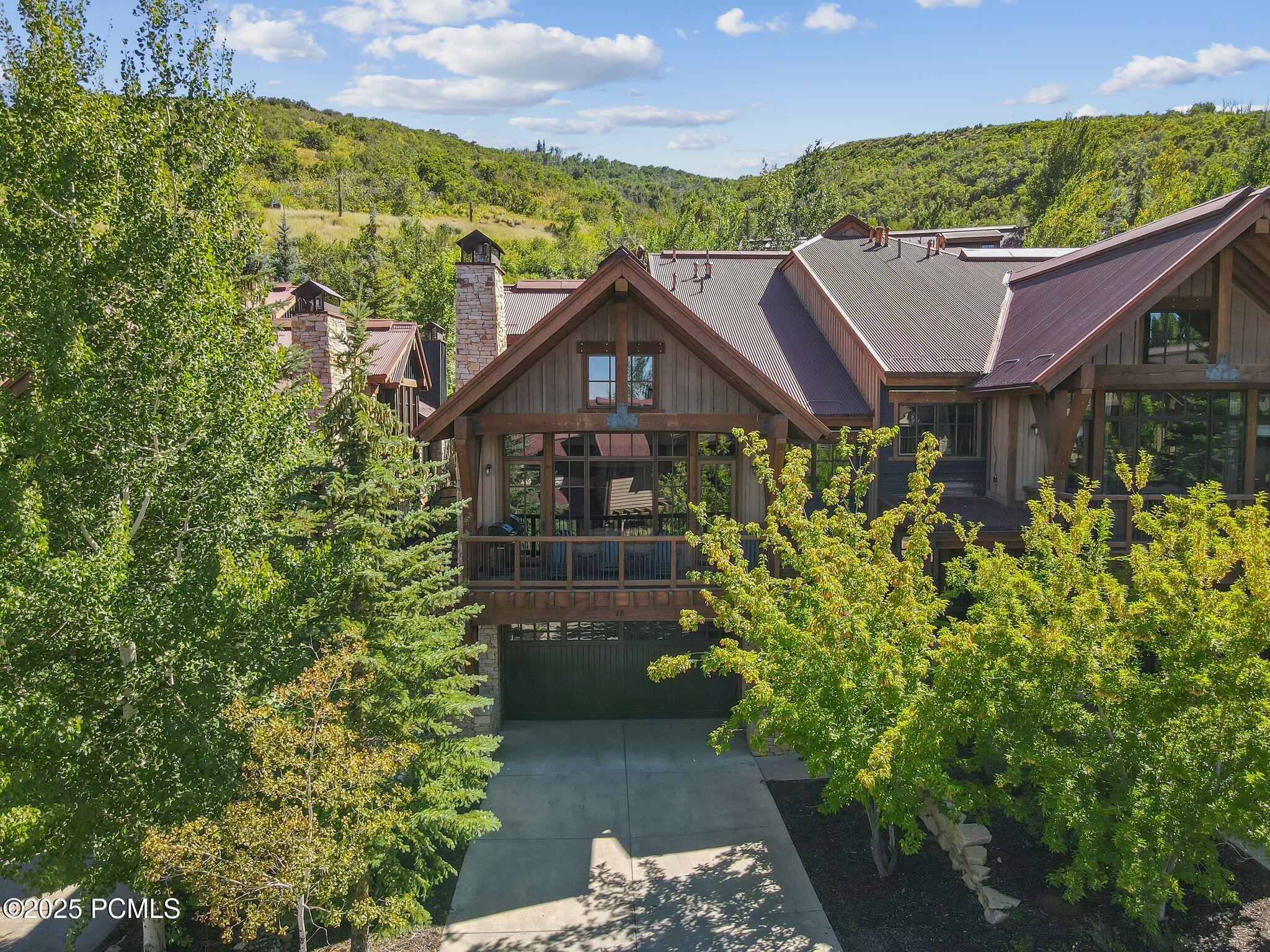 18 Silver Star Court, C-10