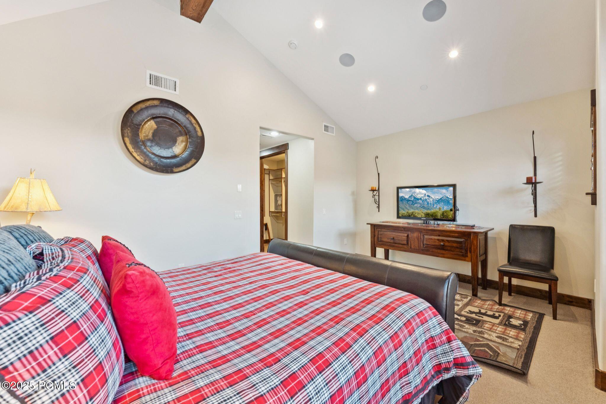 18 Silver Star Court, C-10