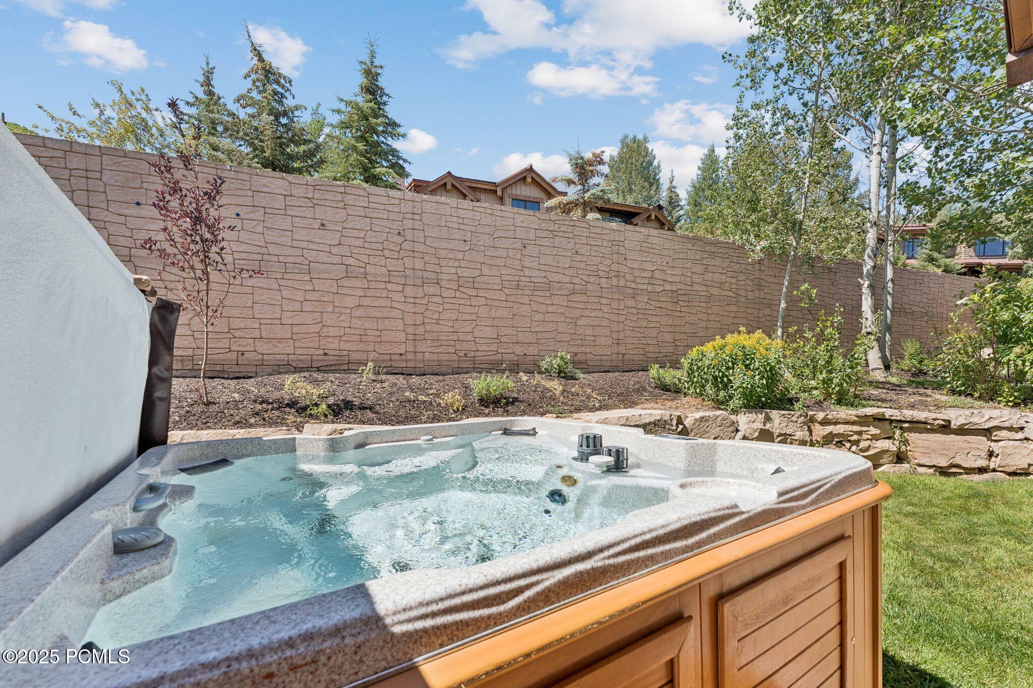 18 Silver Star Court, C-10