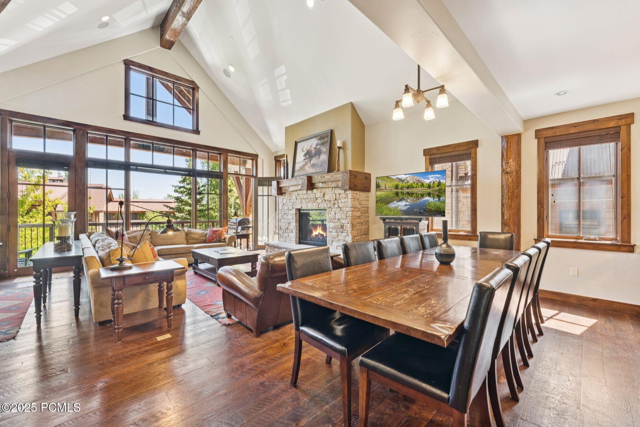 18 Silver Star Court, C-10